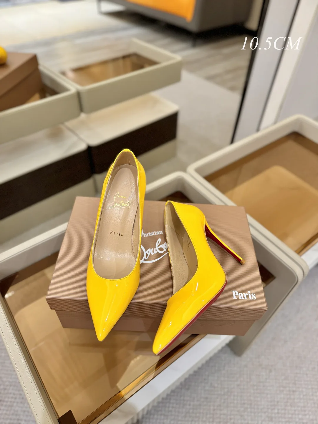 Туфли Женские Christian Louboutin 11079845