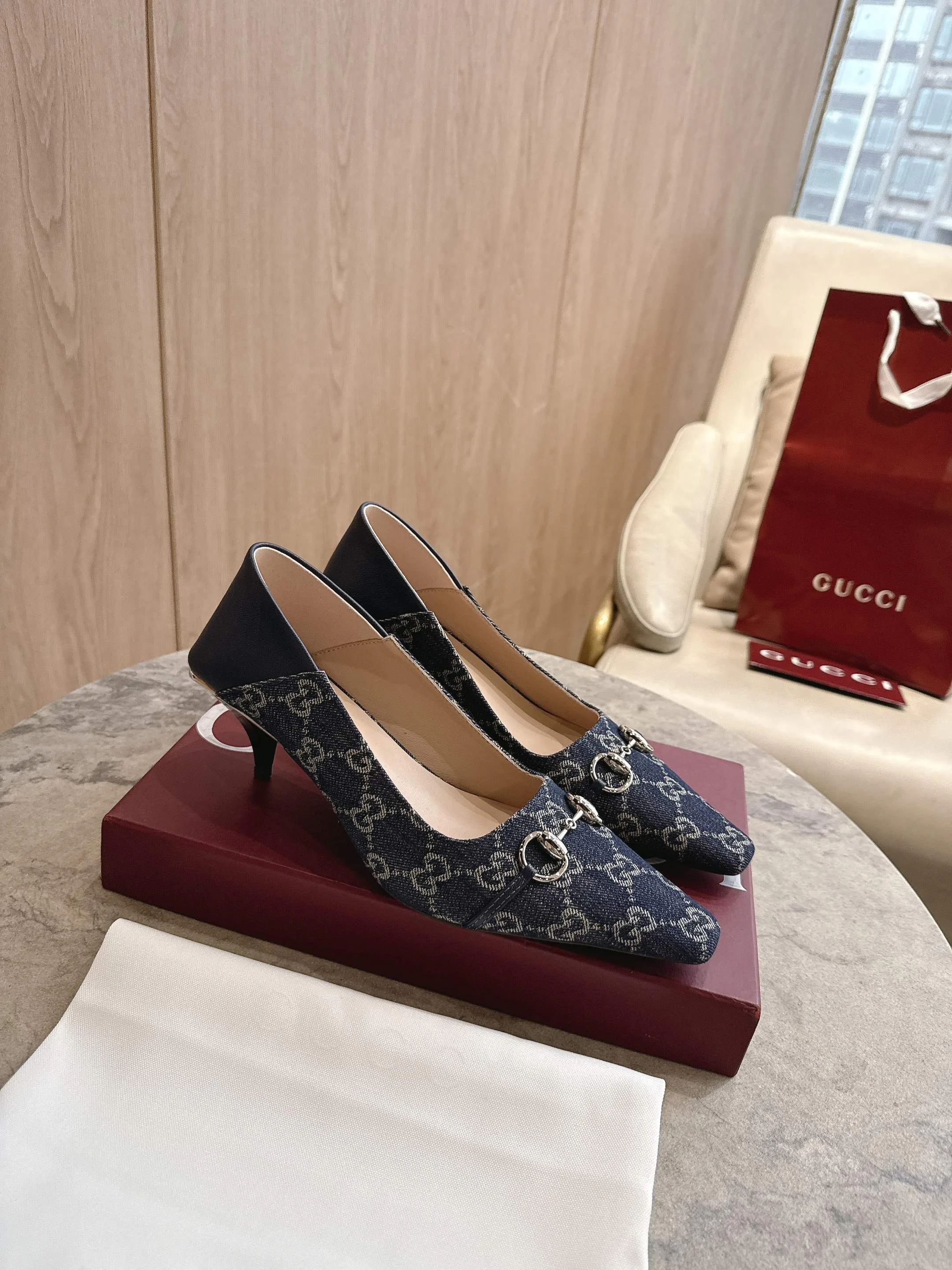 Туфли Женские Gucci 17467404