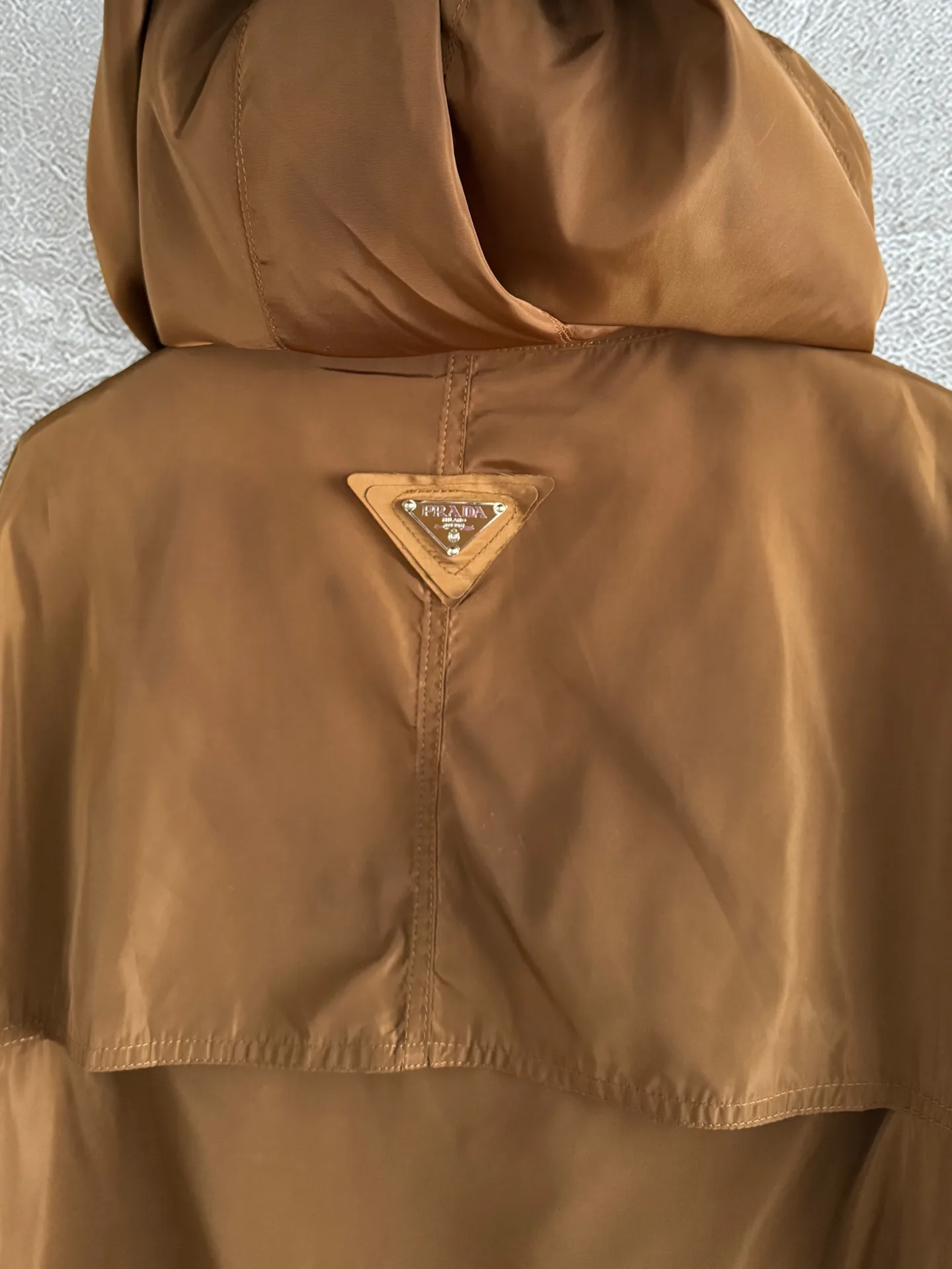 Куртки Женские Prada Куртки Женские Prada
