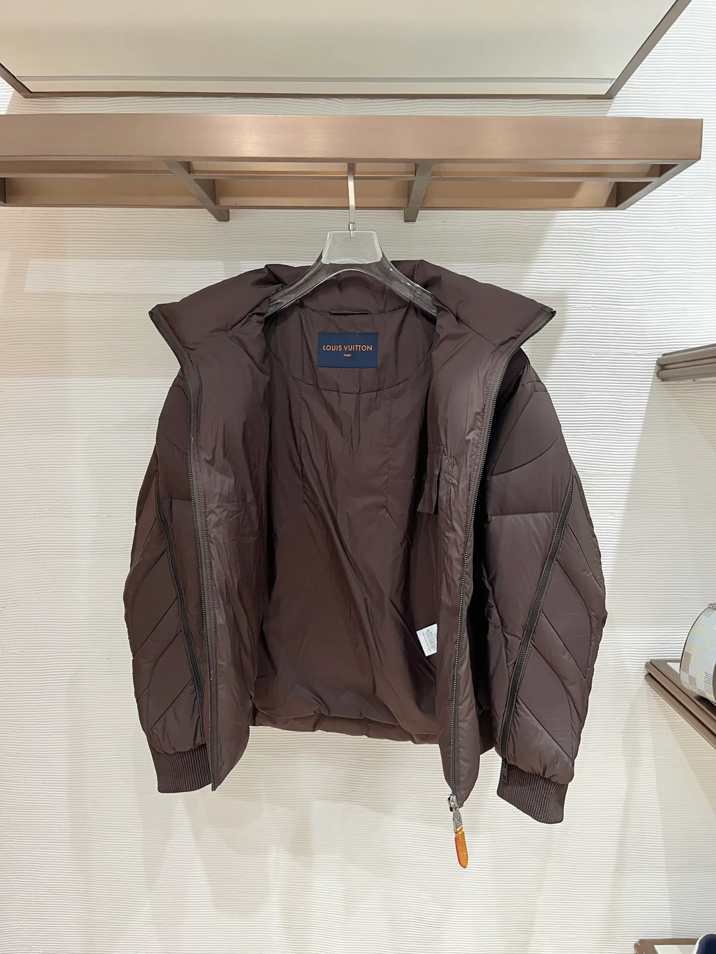 Куртки И Пуховики Мужские Louis Vuitton 17930651