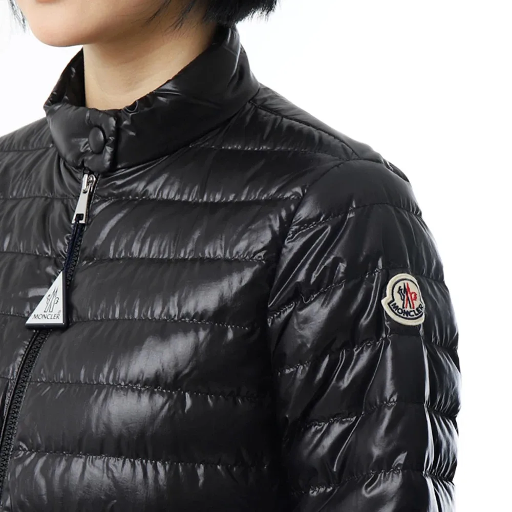 Куртки И Пуховики Женские Moncler 18836023
