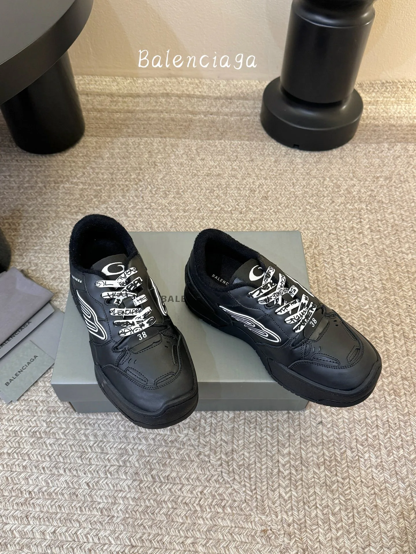 Кроссовки Женские Balenciaga 11238092