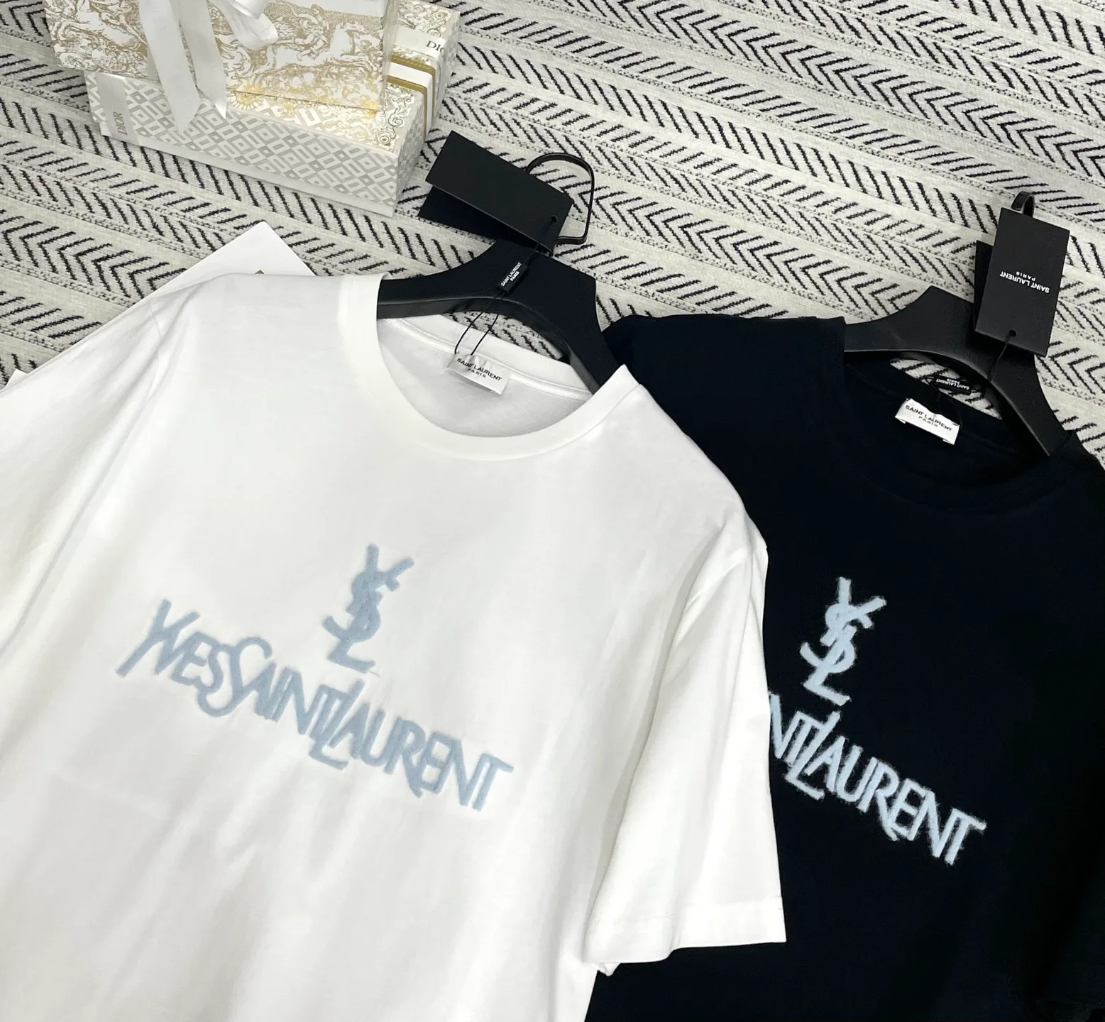 Футболки Женские Saint Laurent 4875084