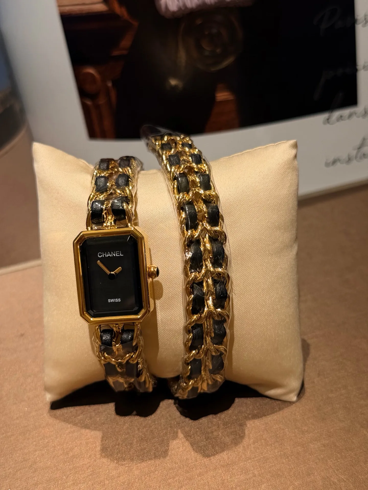 Часы Женские Chanel 11534277