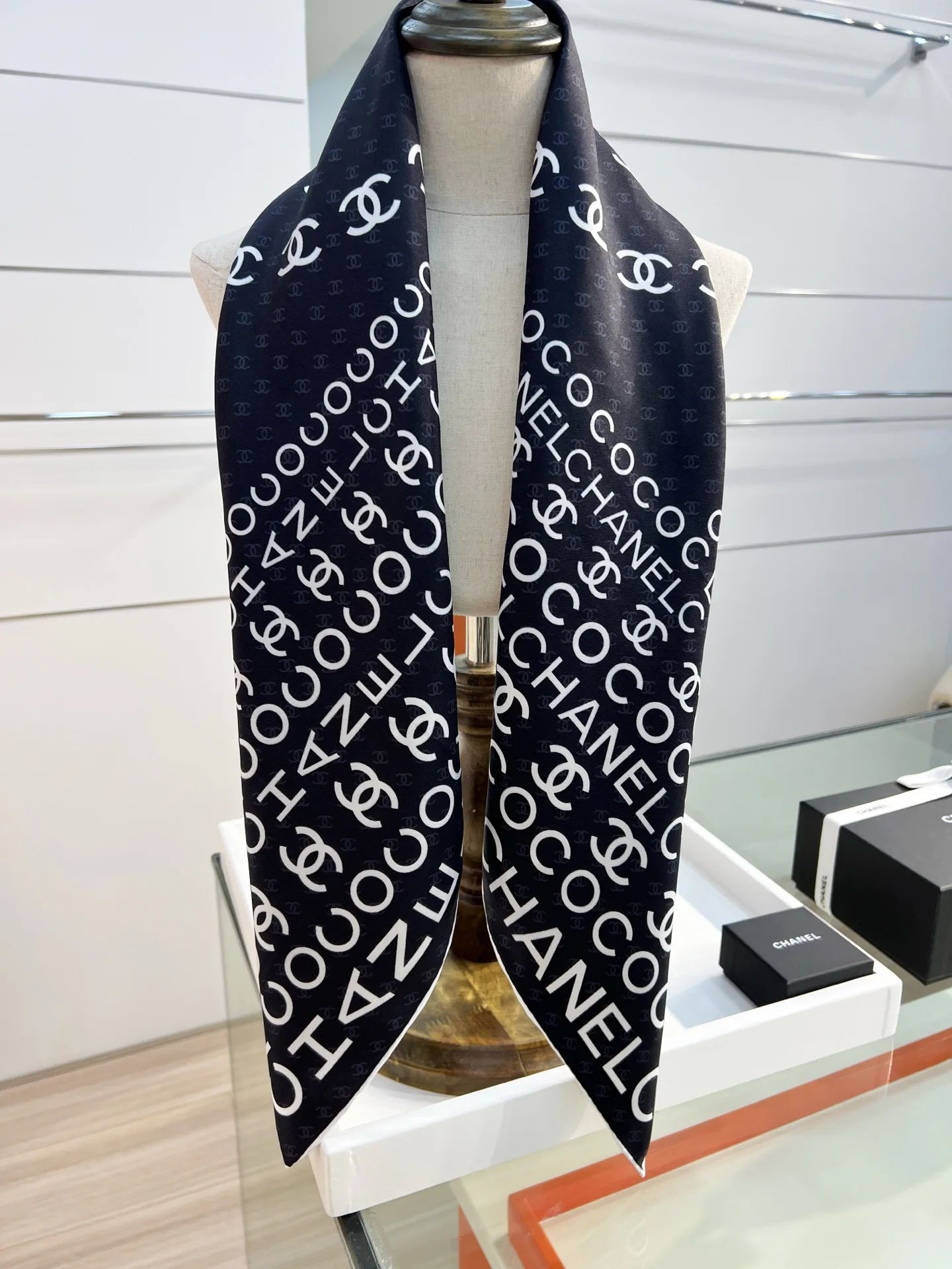 Платки Chanel 11613494