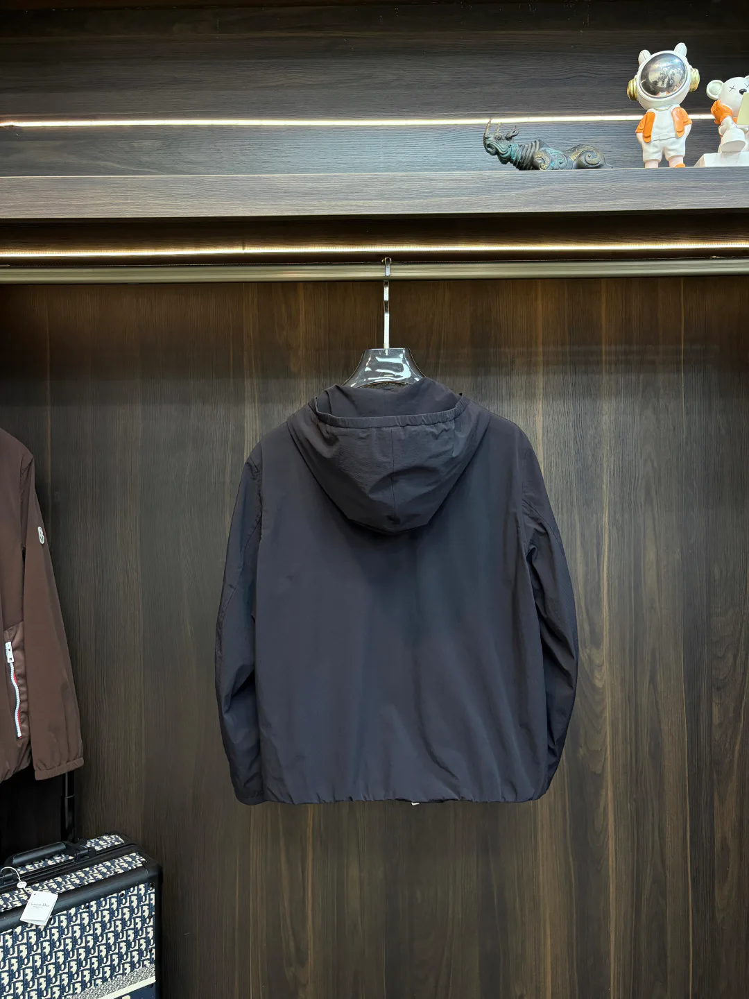 Куртки И Пуховики Женские Moncler 18157364