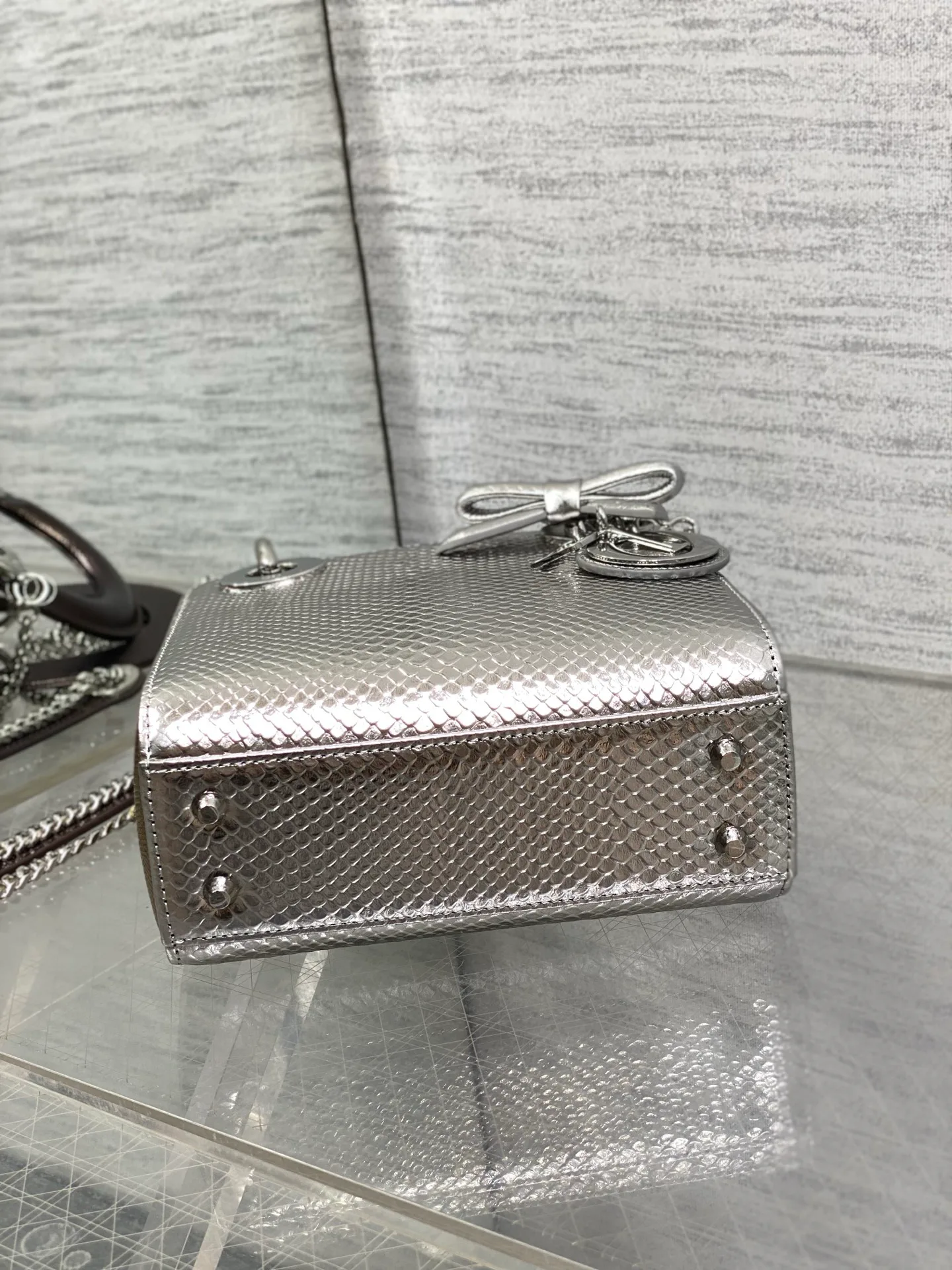 Классические Сумки Женские Christian Dior 17033686