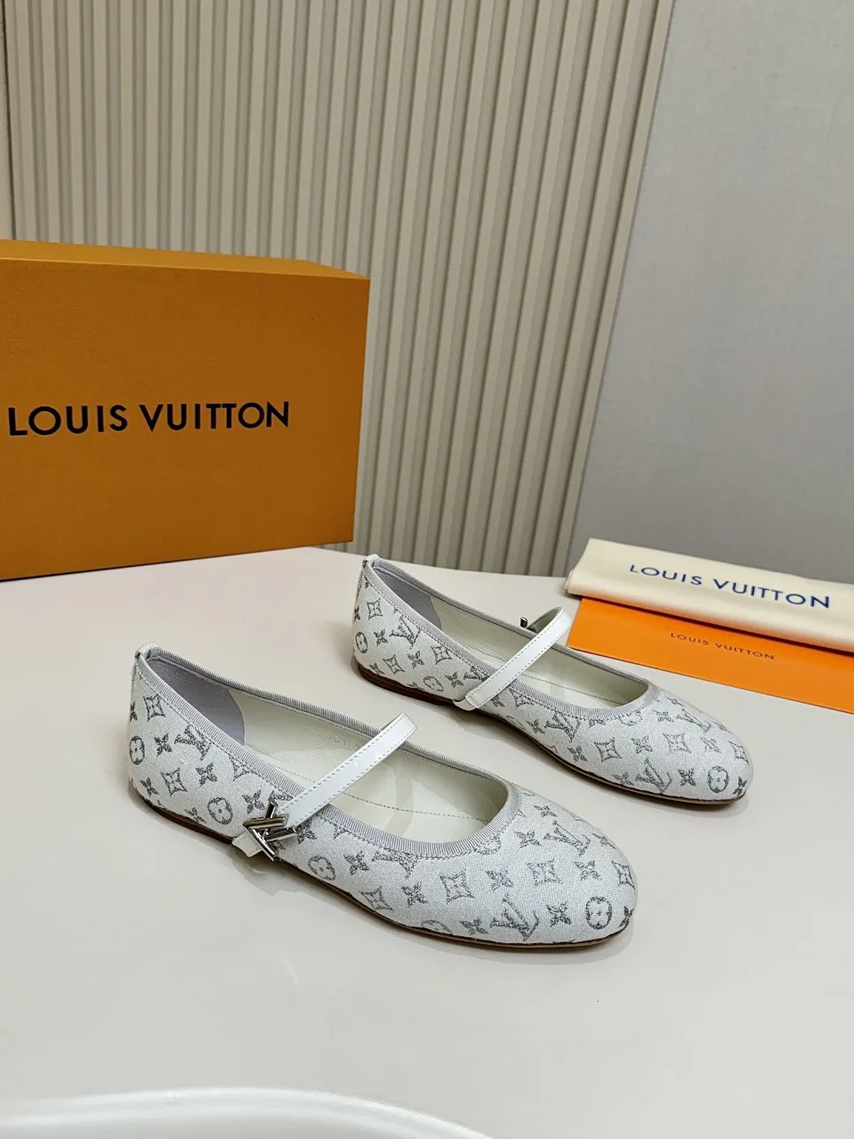 Балетки Женские Louis Vuitton 52708