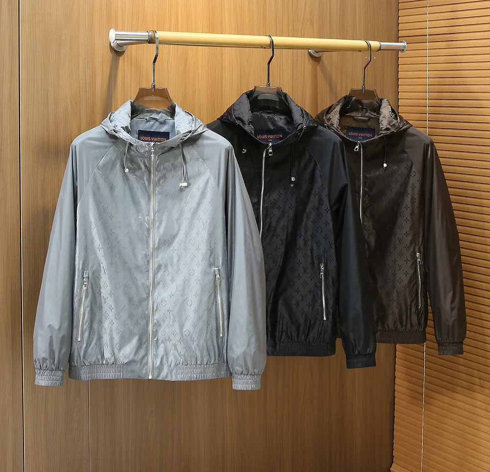 Куртки И Пуховики Мужские Louis Vuitton 9949814