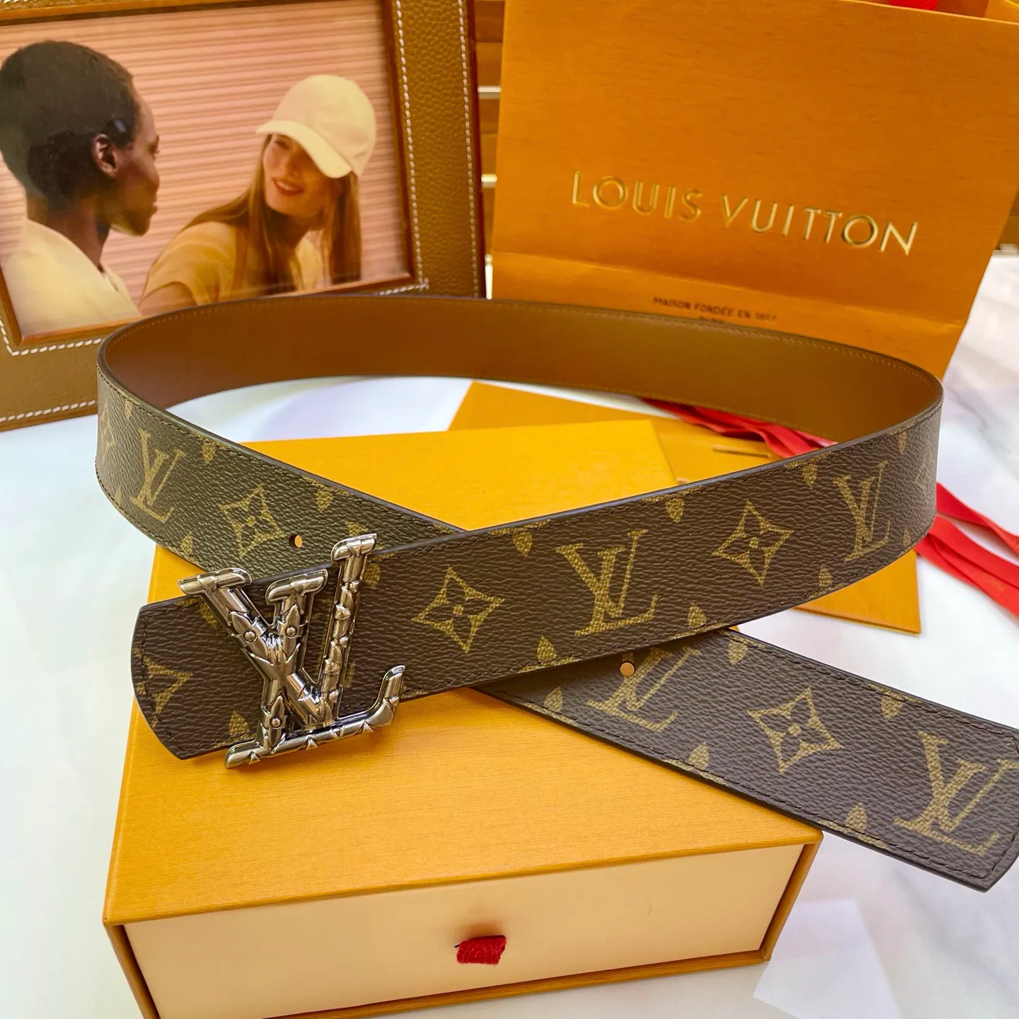 Ремни Louis Vuitton 11406577