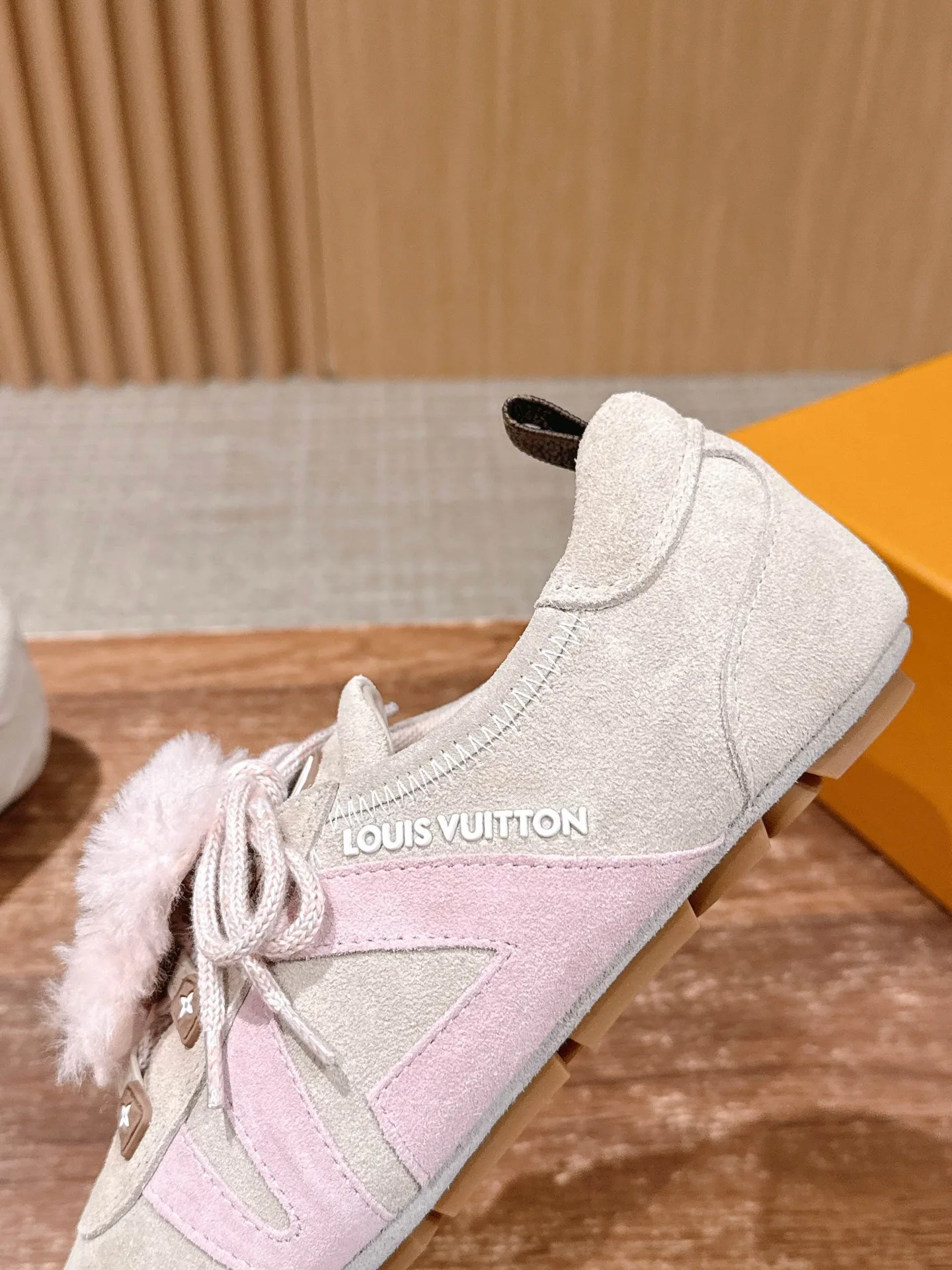 Кроссовки Женские Louis Vuitton 786230