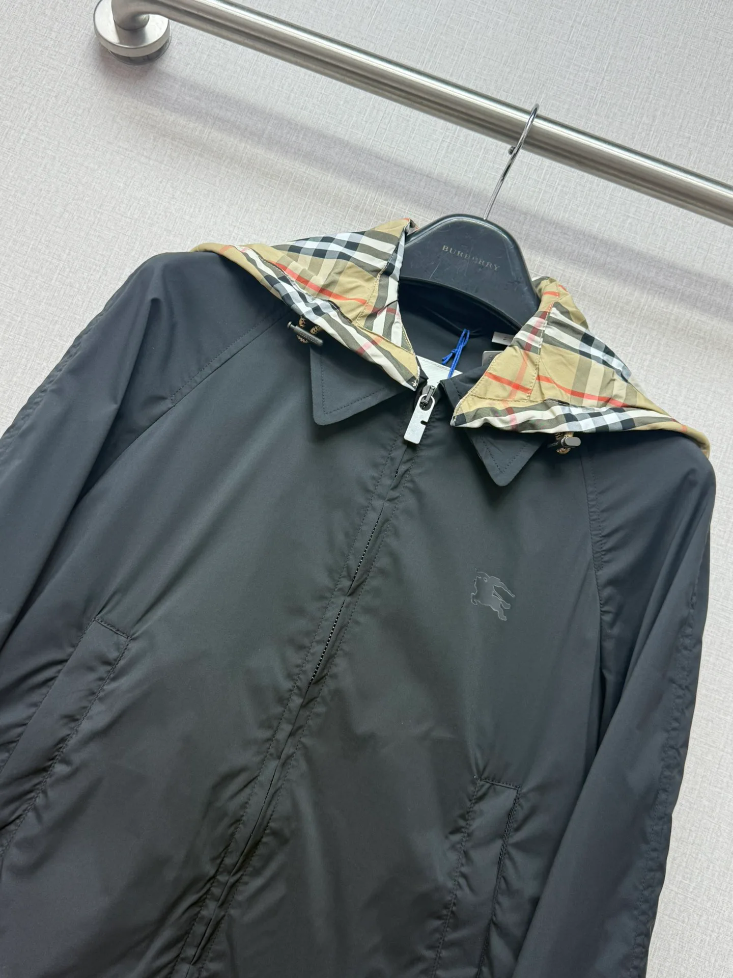 Куртки И Пуховики Женские Burberry 11672157