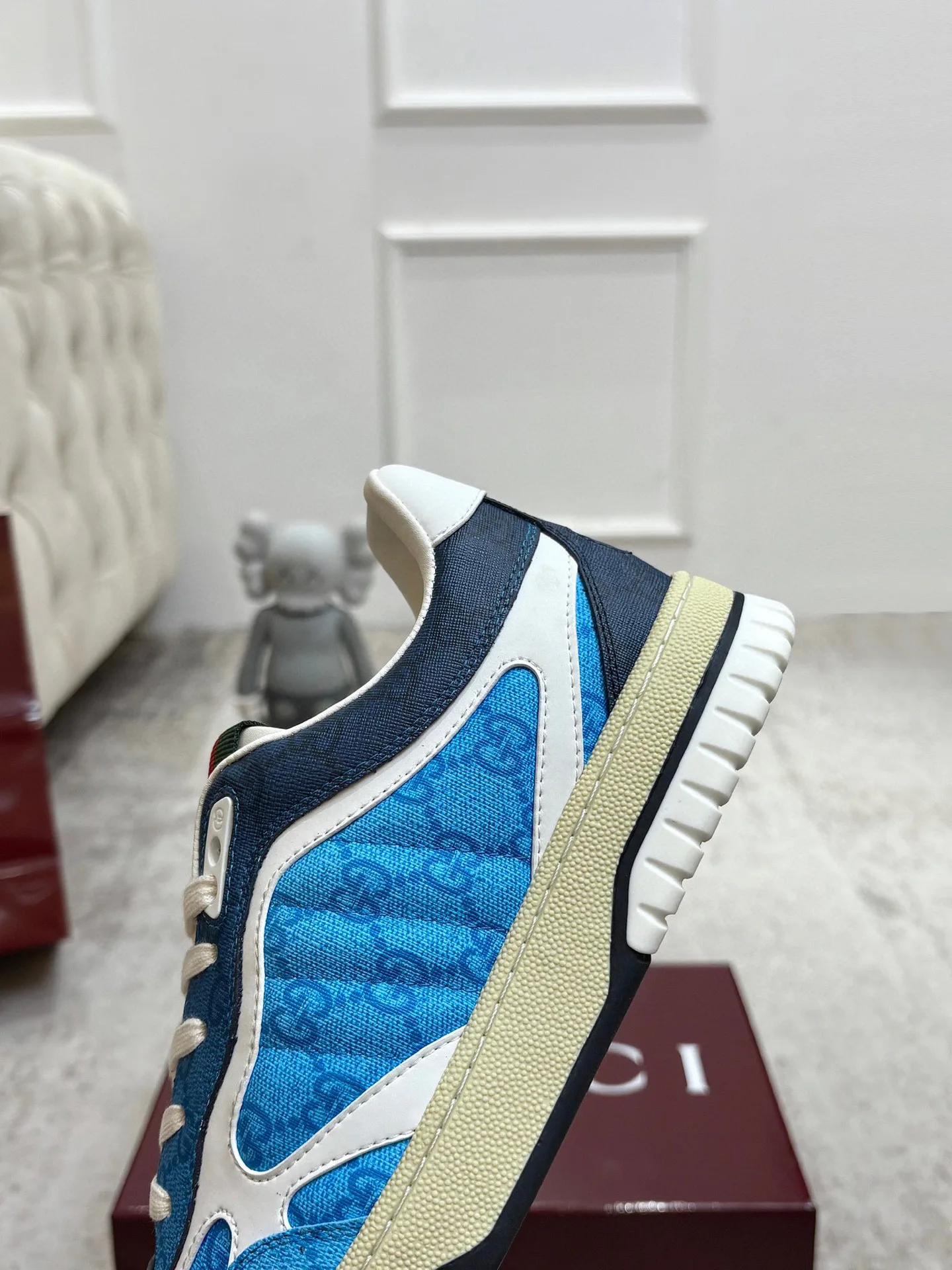 Кроссовки Женские Gucci 1021271