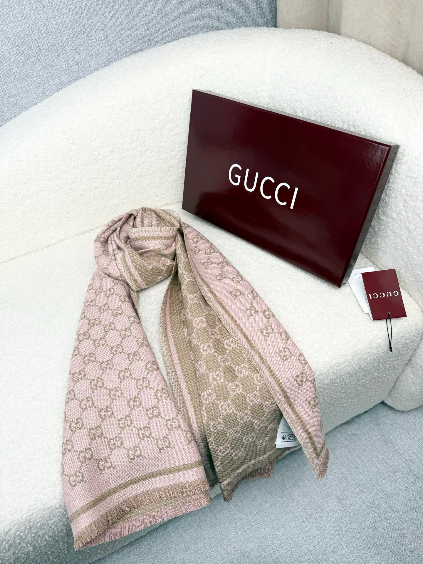 Шарфы Gucci 205926