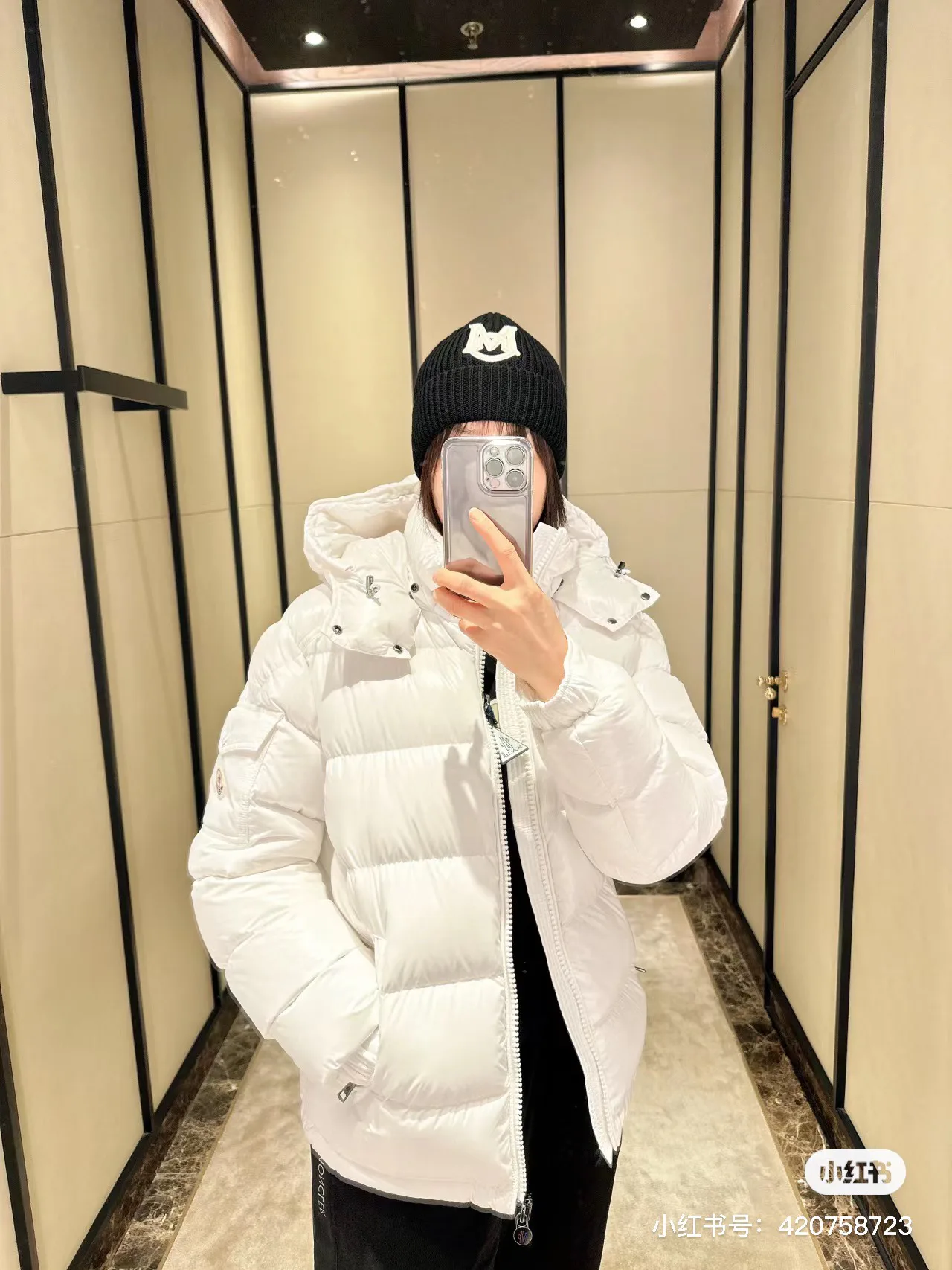 Куртки И Пуховики Женские Moncler 19879810
