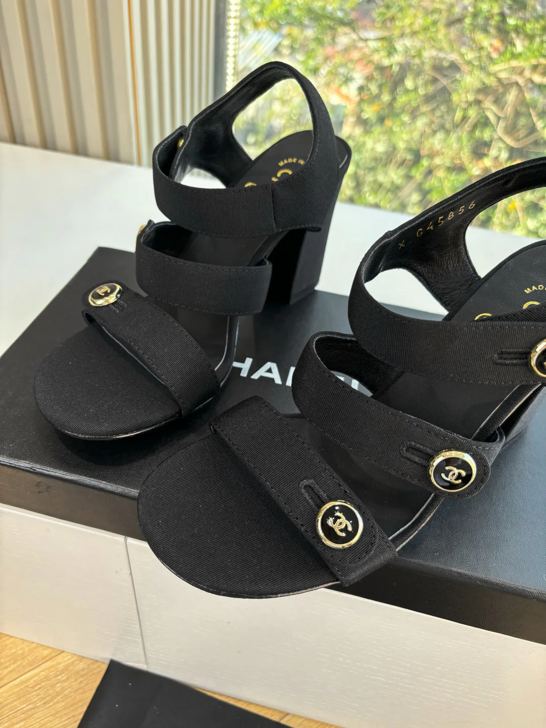 Босоножки Женские Chanel 10211563