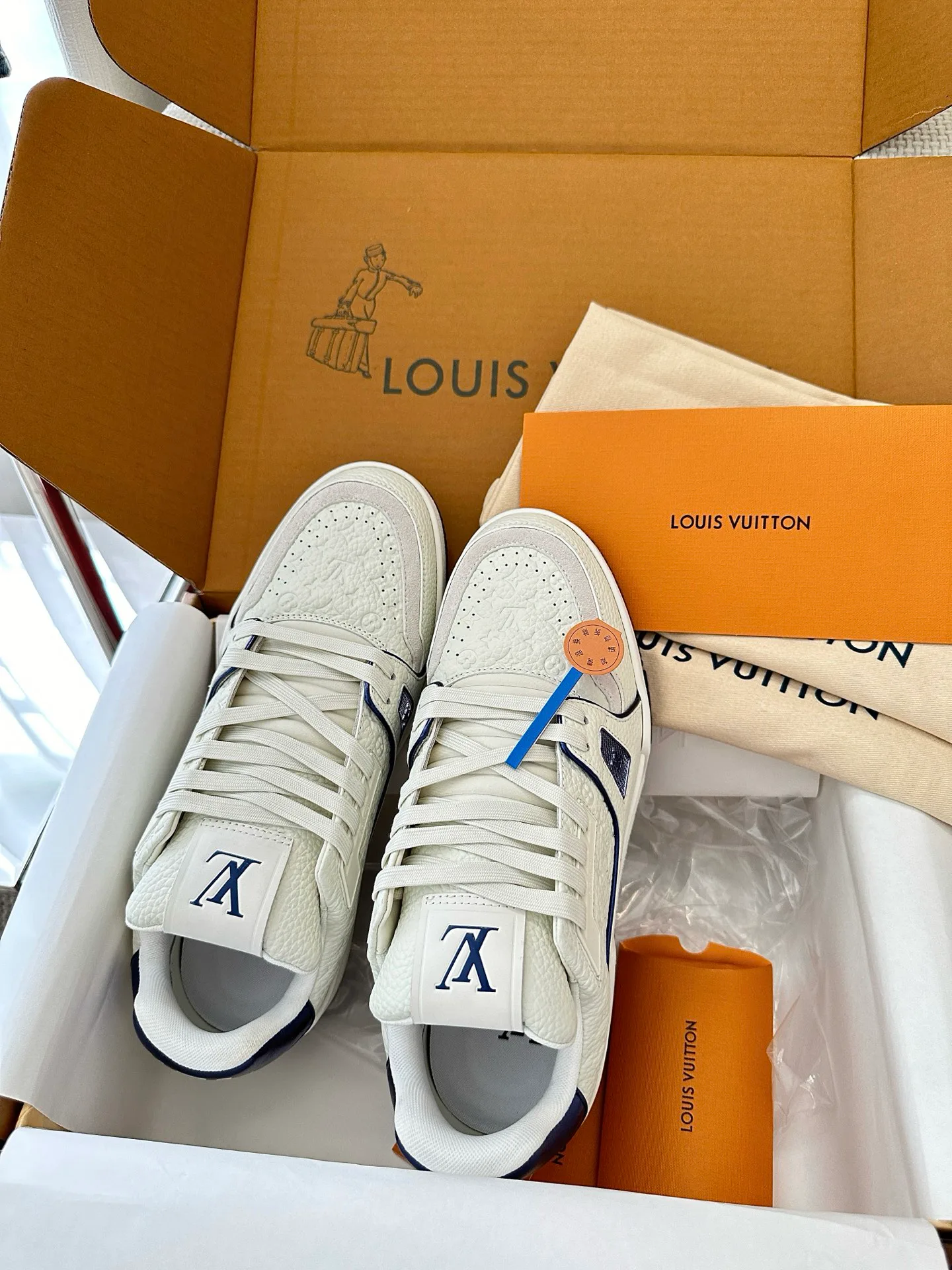 Кроссовки Мужские Louis Vuitton 17449370