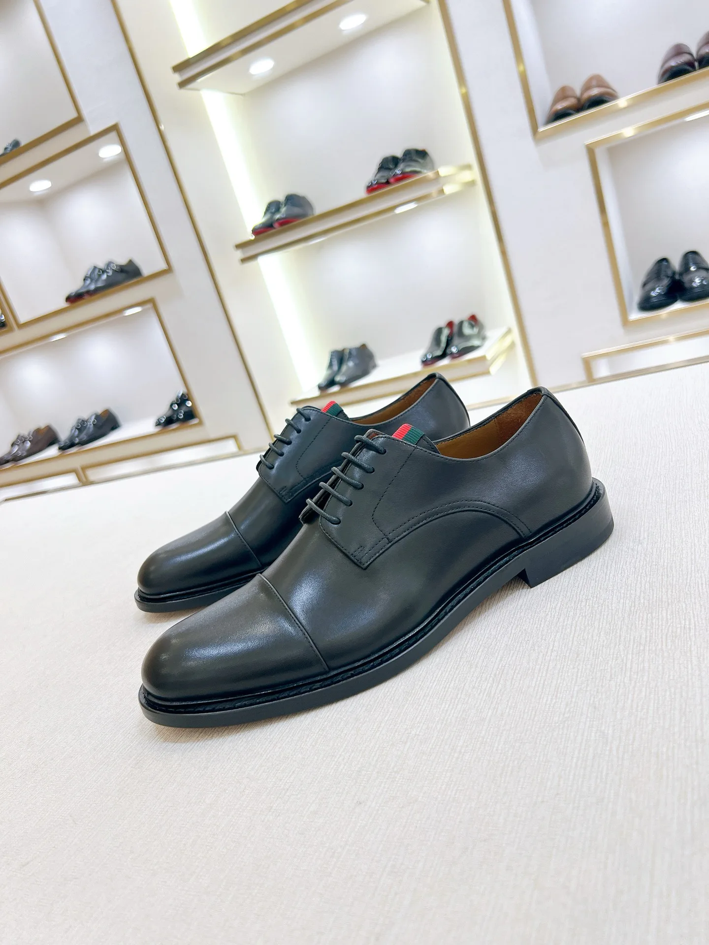 Лоферы И Туфли Мужские Gucci 18303394