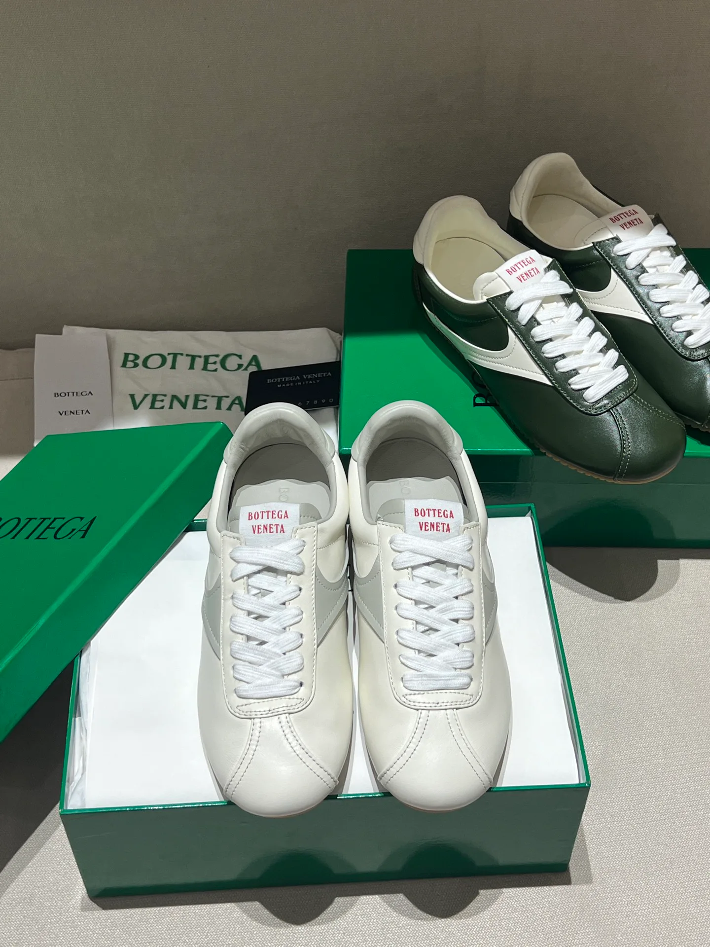 Кроссовки Женские Bottega Veneta 18020582
