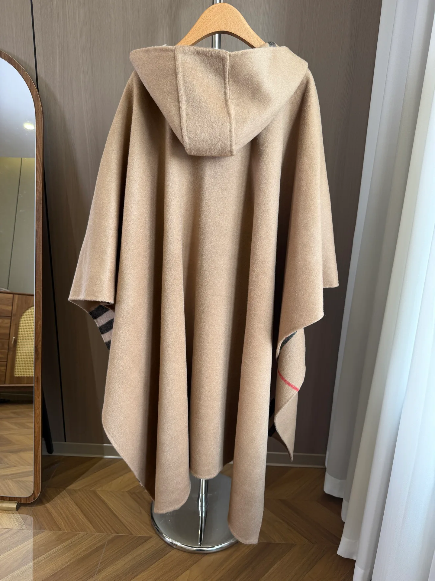 Пальто Женские Burberry 19337232