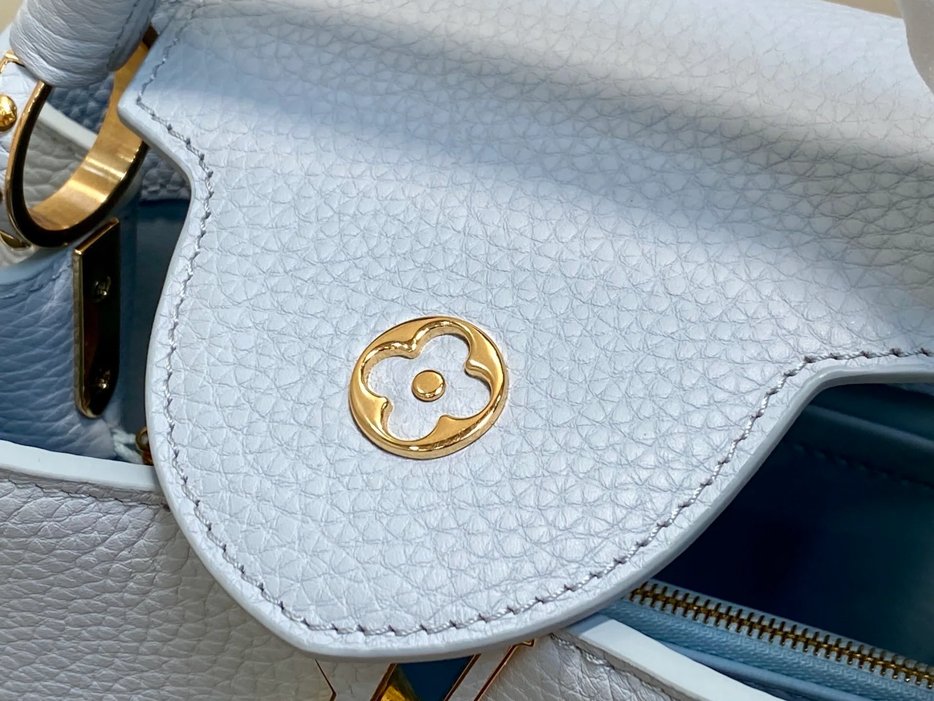 Классические Сумки Женские Louis Vuitton 13333536