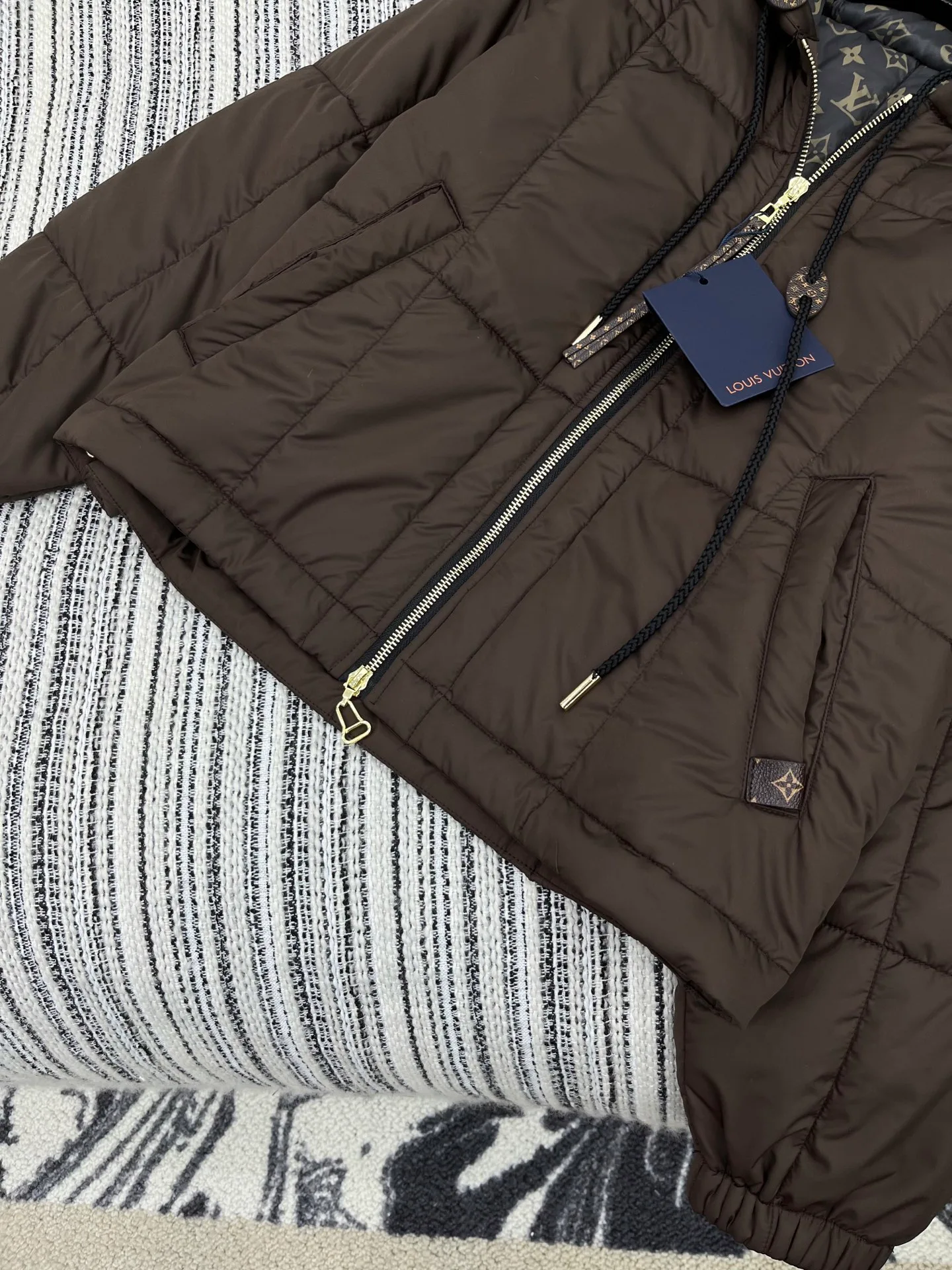 Куртки И Пуховики Женские Louis Vuitton 238737