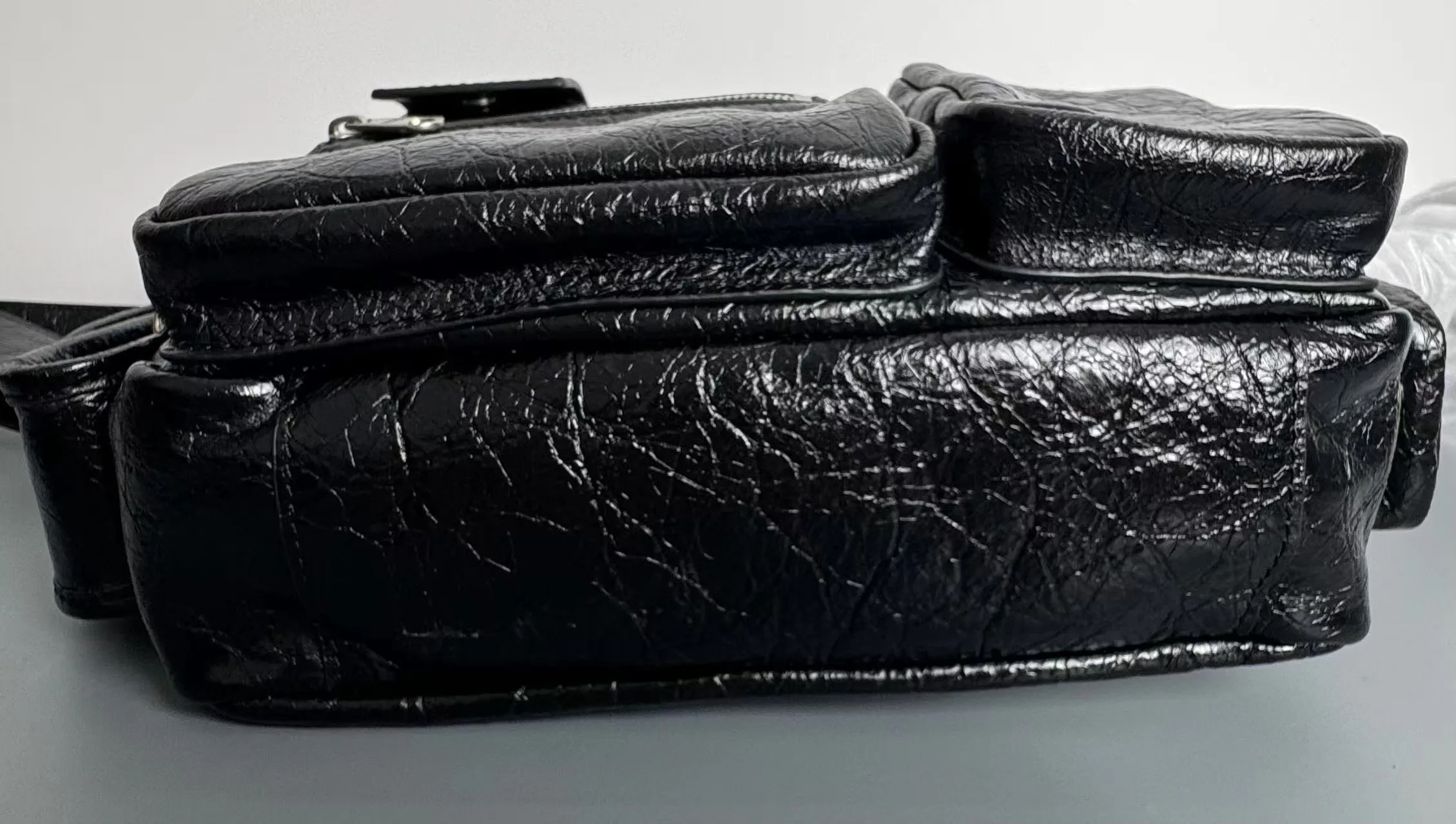 Сумки На Ремне Женские Balenciaga 835016