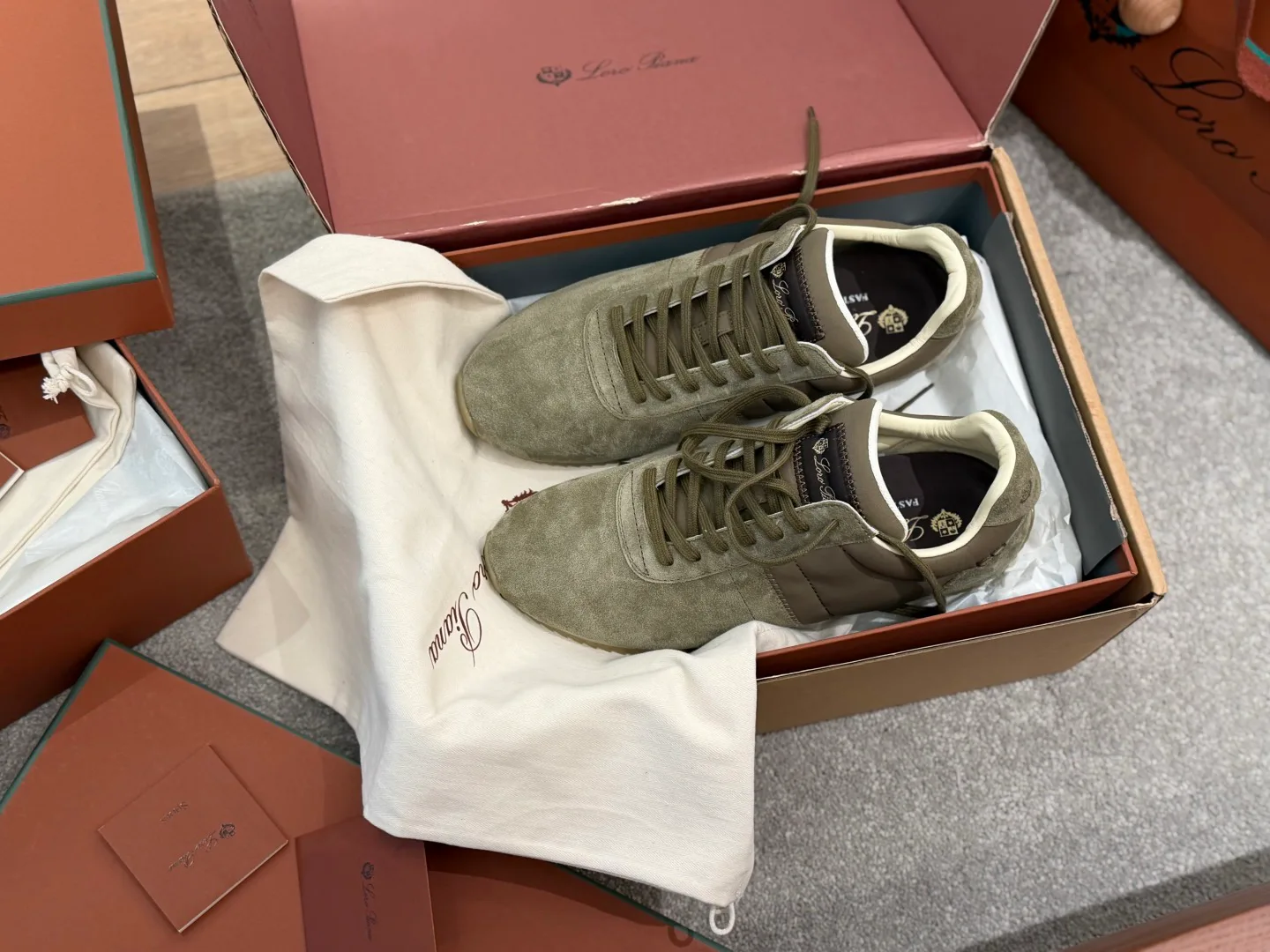 Кроссовки Мужские Loro Piana 18393585