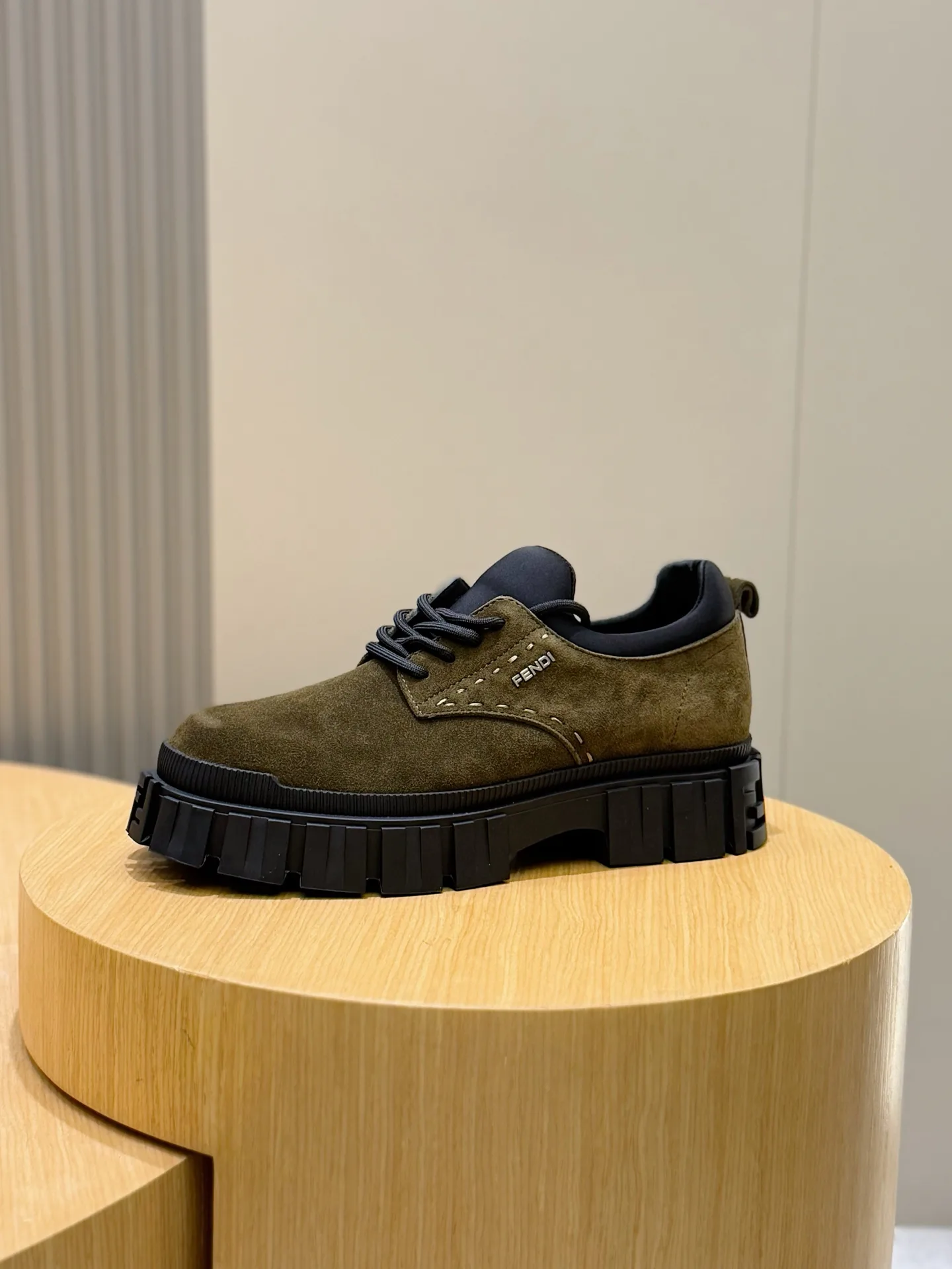 Кроссовки Мужские Fendi 11155820