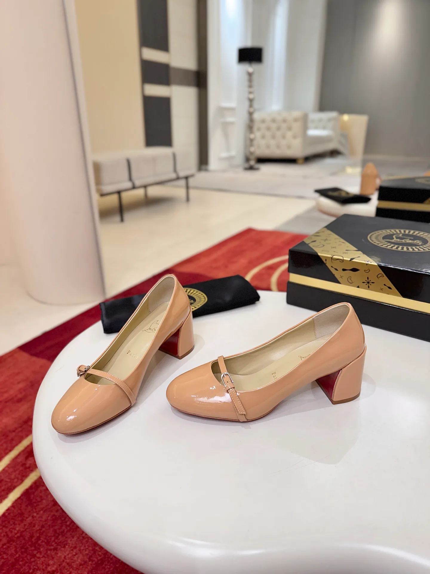 Туфли Женские Christian Louboutin 18821451