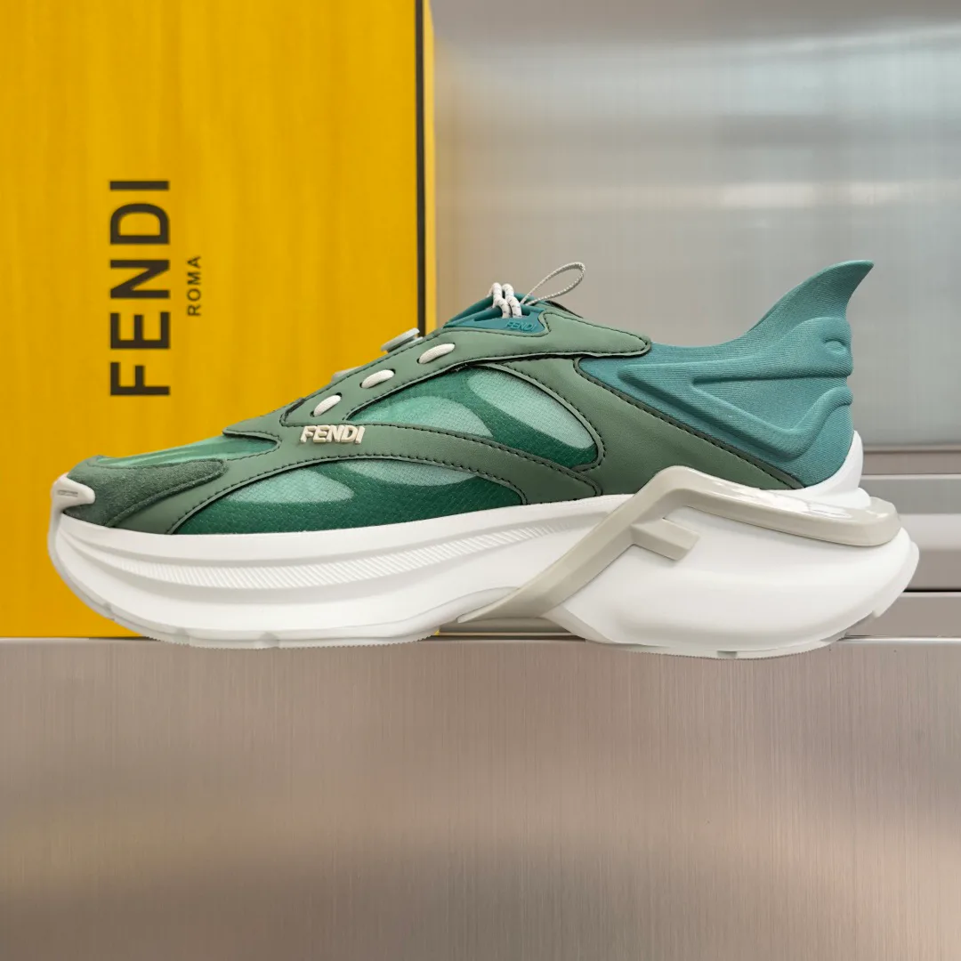 Кроссовки Женские Fendi 17950691
