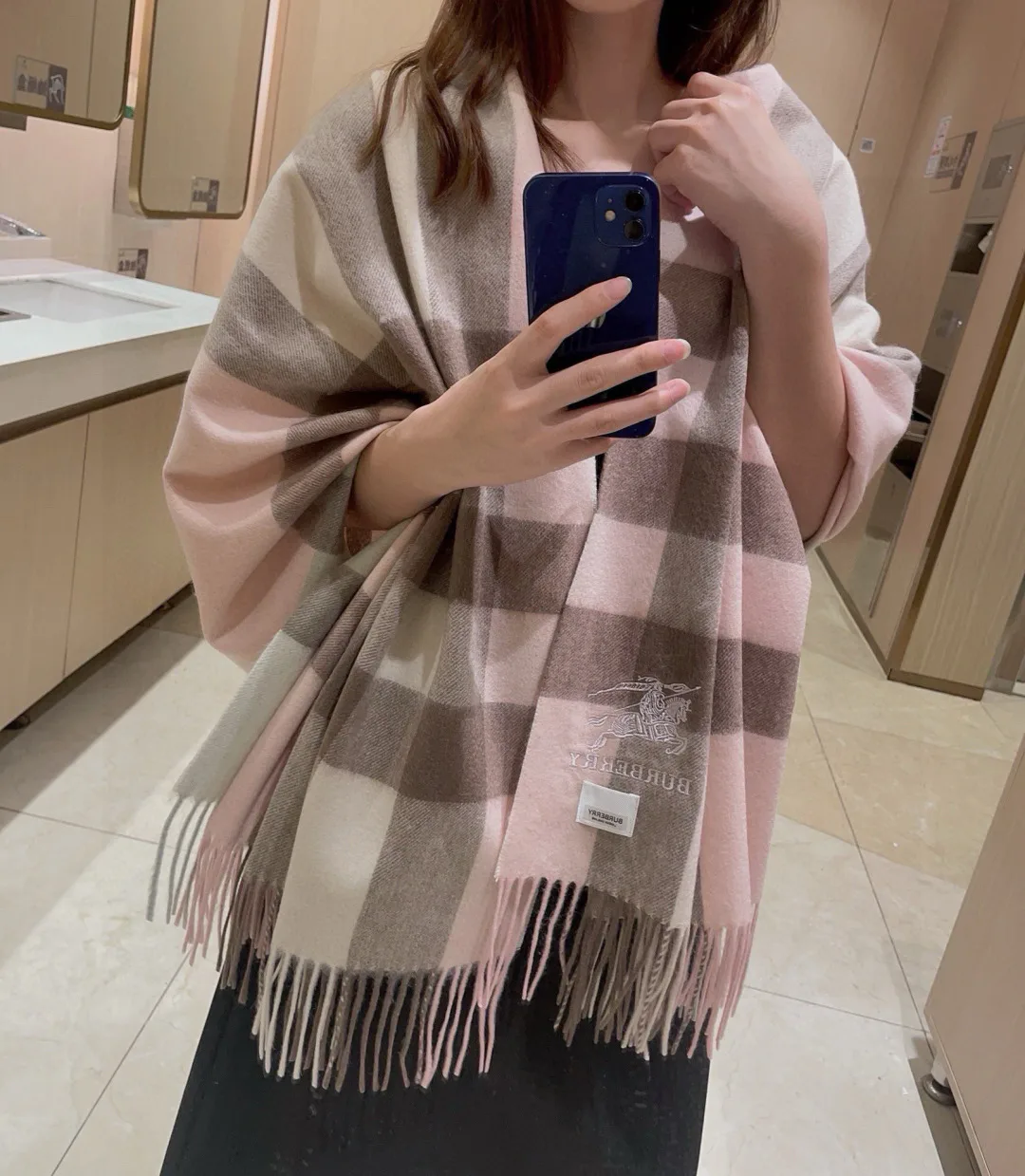 Шарфы Burberry 638092