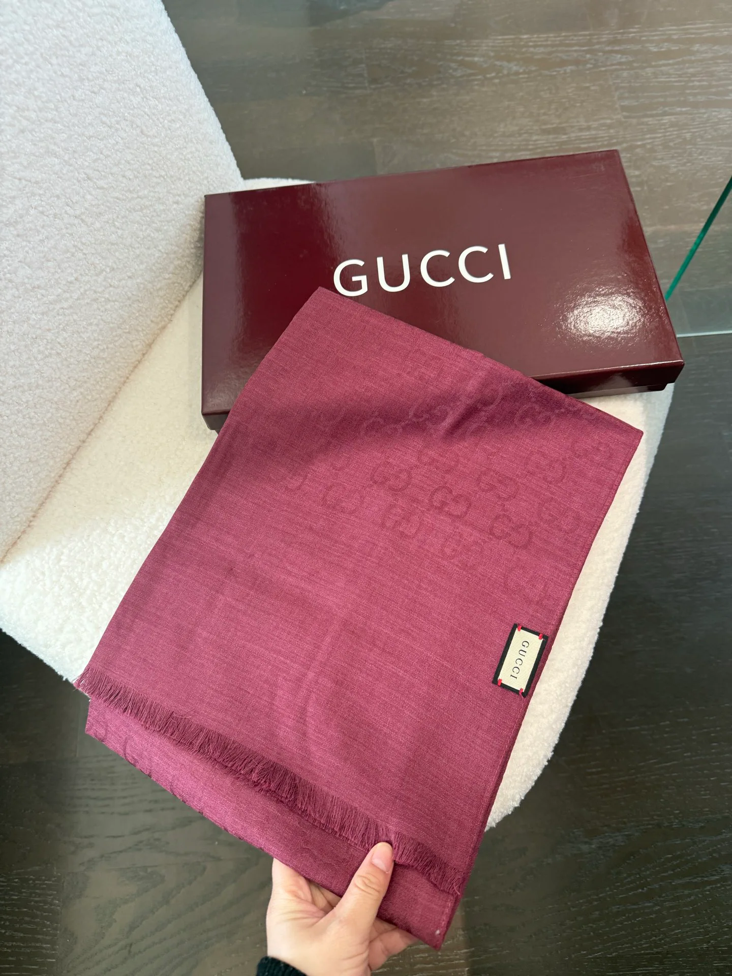 Шарфы Gucci 17945603