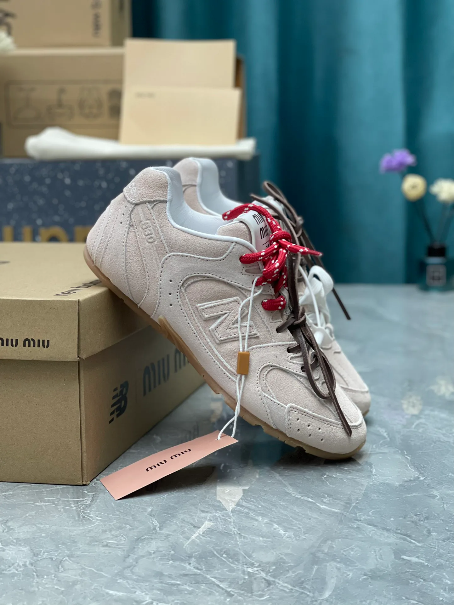 Кроссовки Женские Miu Miu 11567596