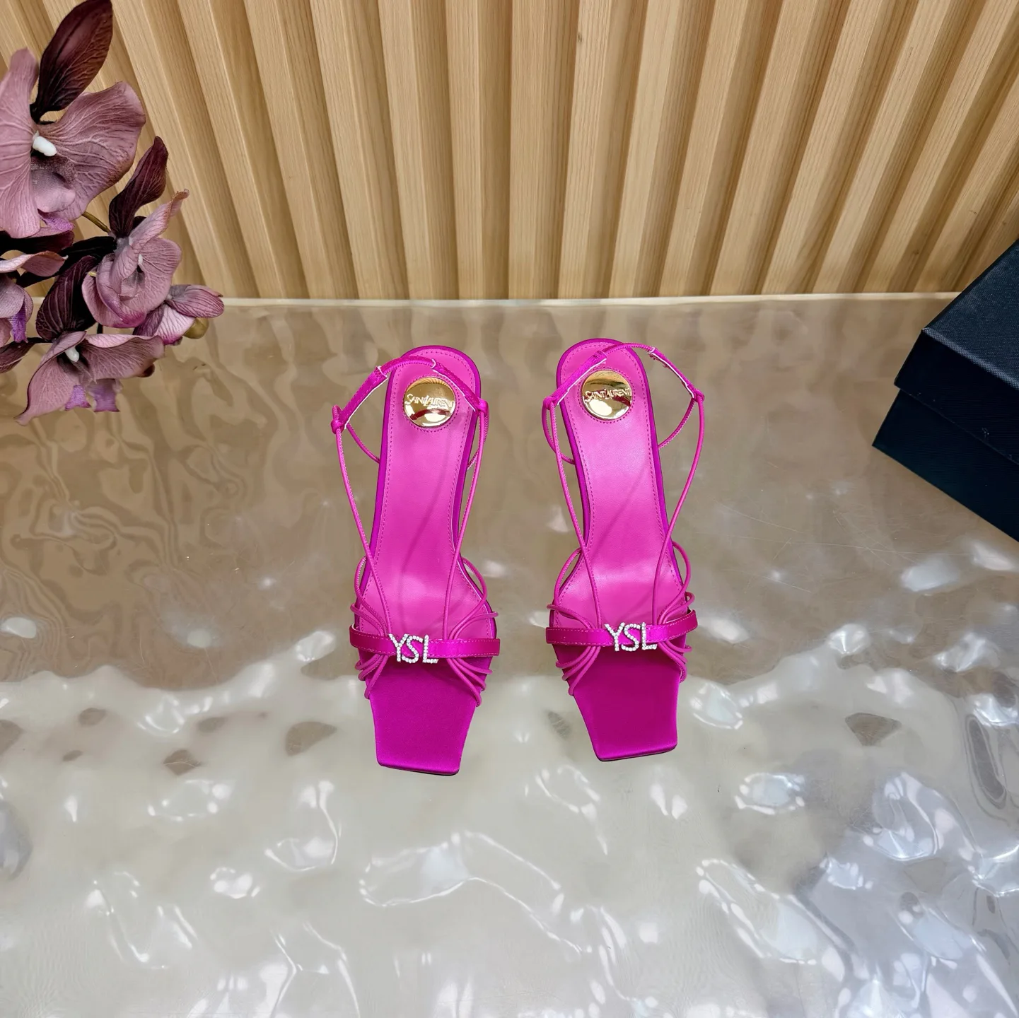 Босоножки Женские Saint Laurent 11109489