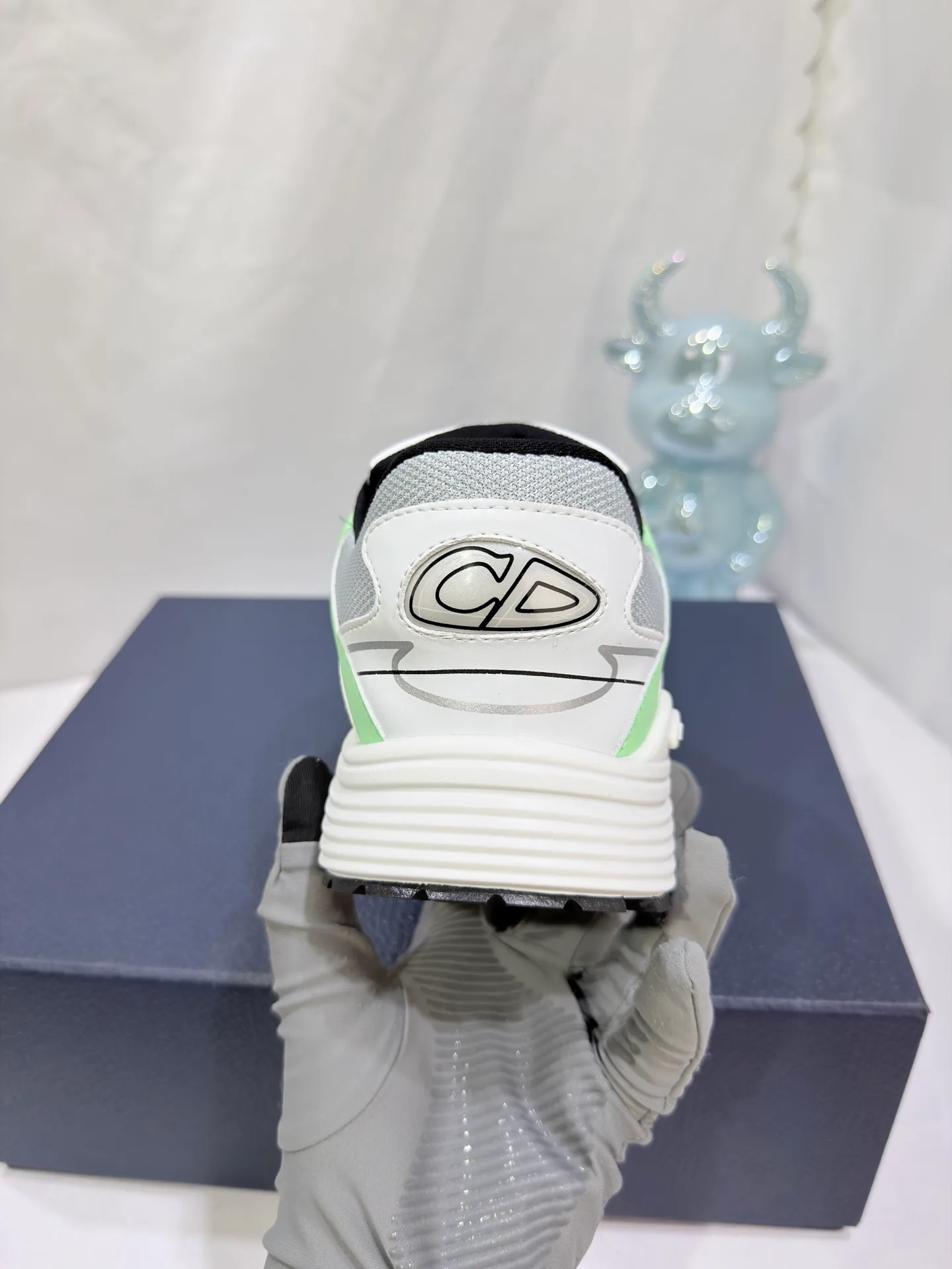 Кроссовки Женские Christian Dior 18743905