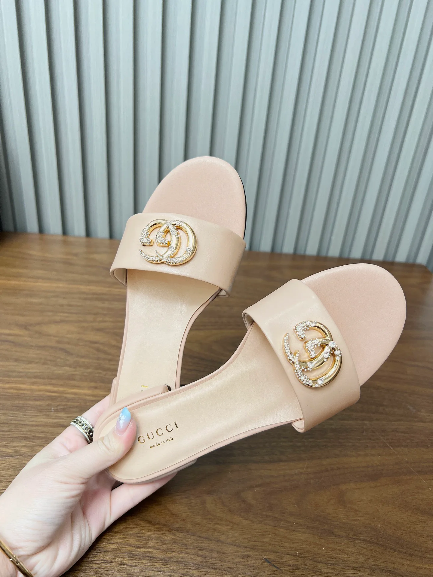 Шлепанцы Женские Gucci 14195