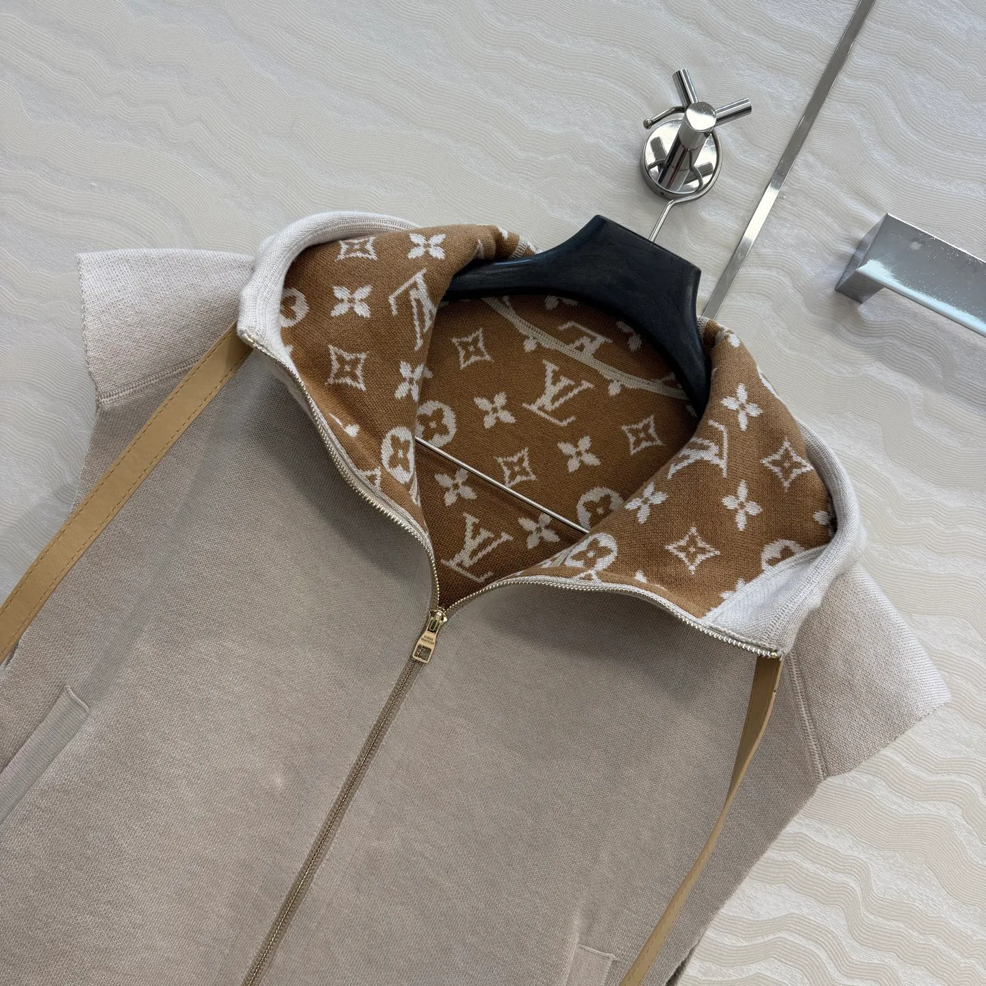 Жилеты Женские Louis Vuitton 18877861