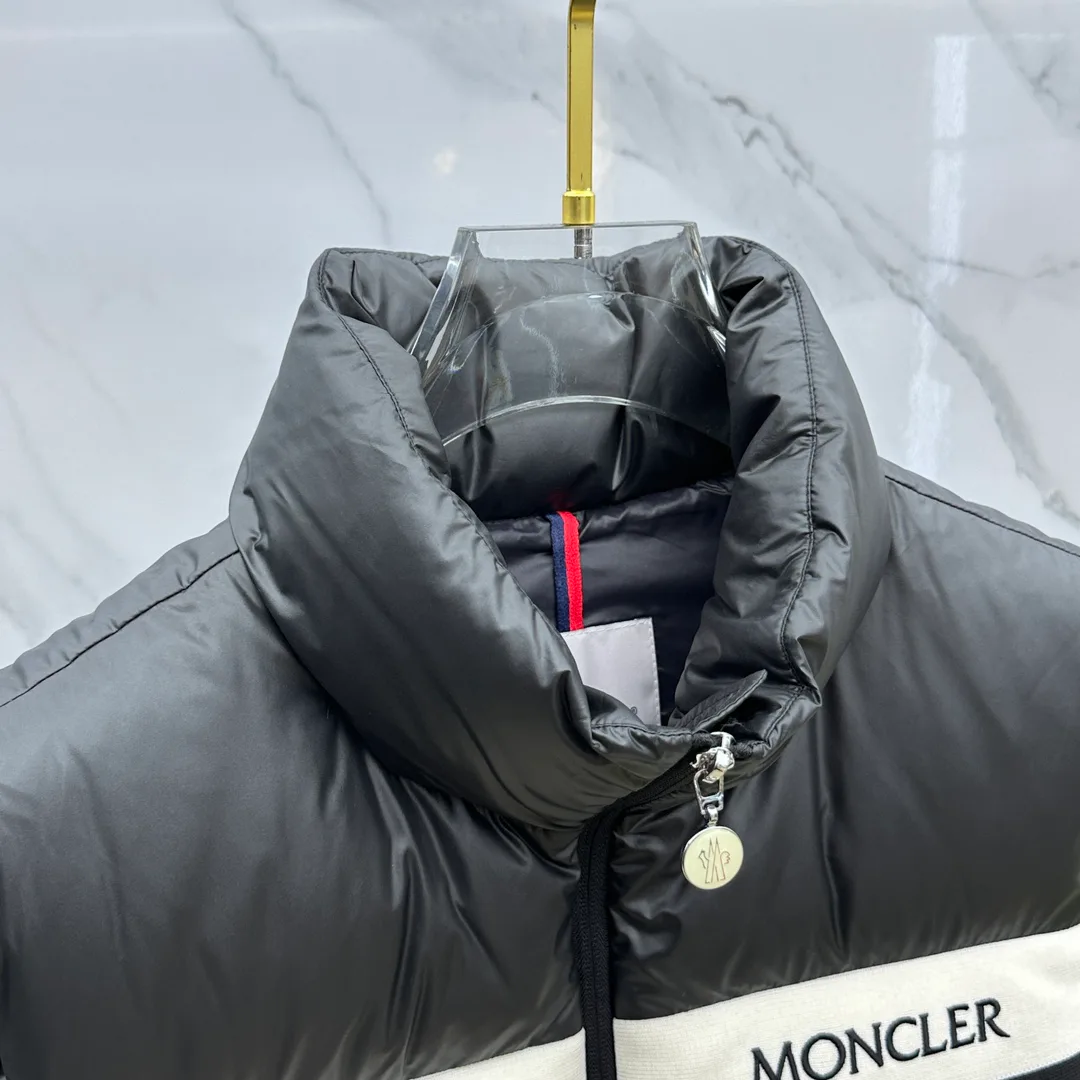 Жилеты Мужские Moncler 2237415