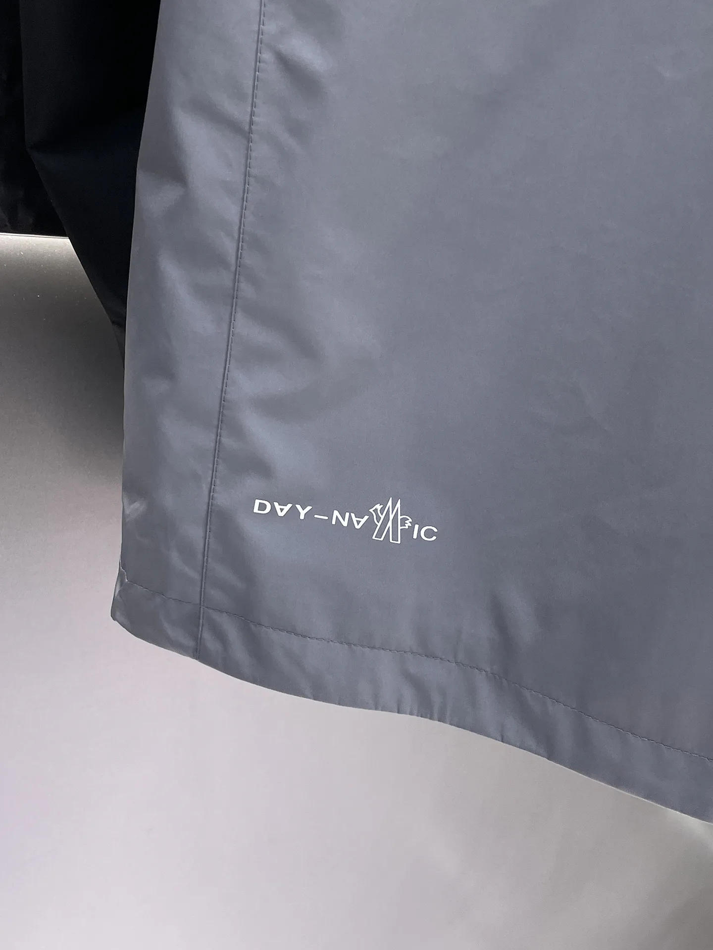 Куртки И Пуховики Мужские Moncler 9352303