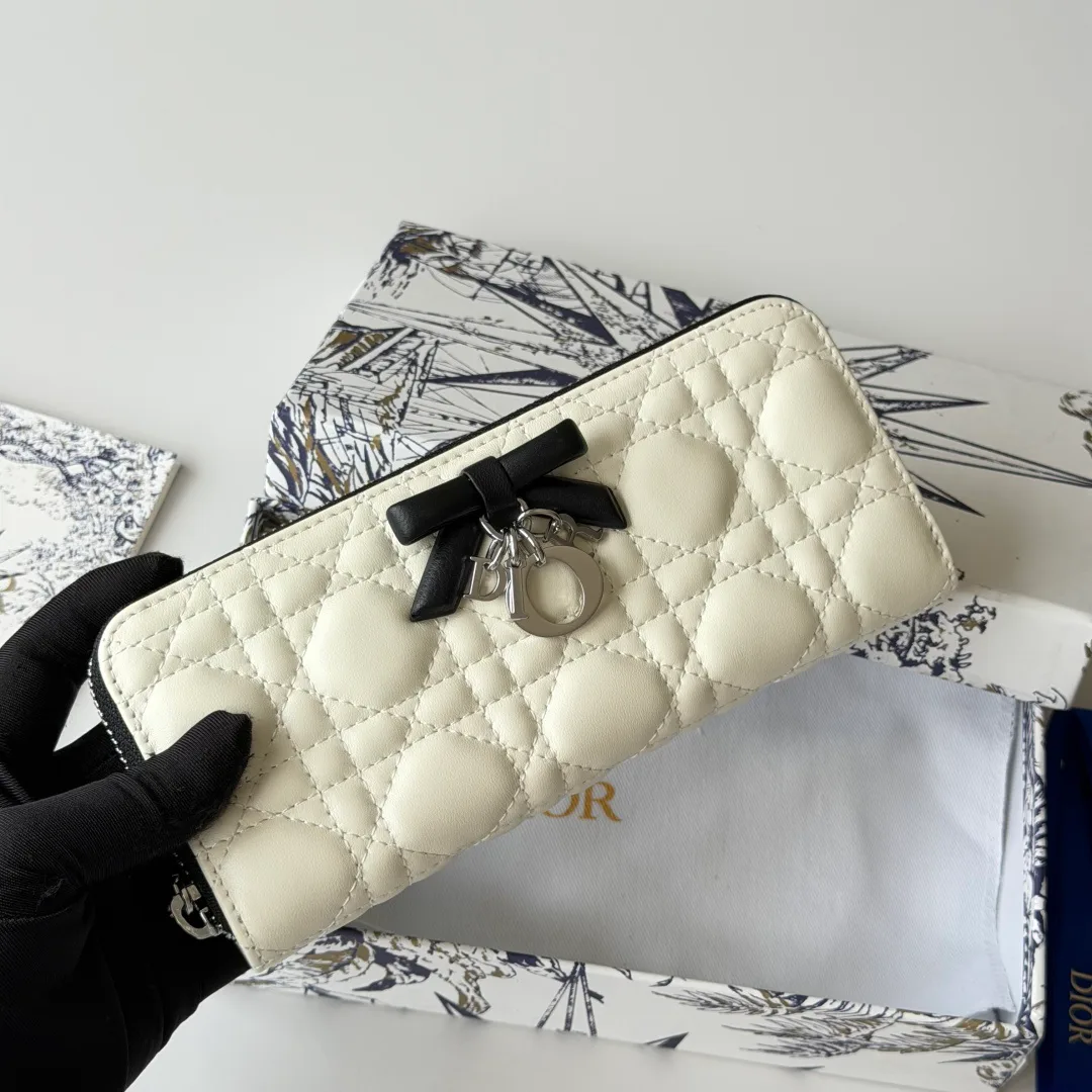 Клатчи Женские Christian Dior 18492973