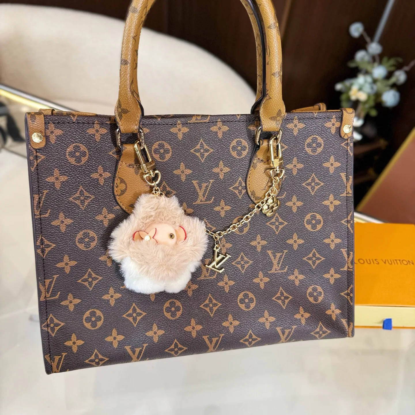 Ключницы Louis Vuitton 18225902