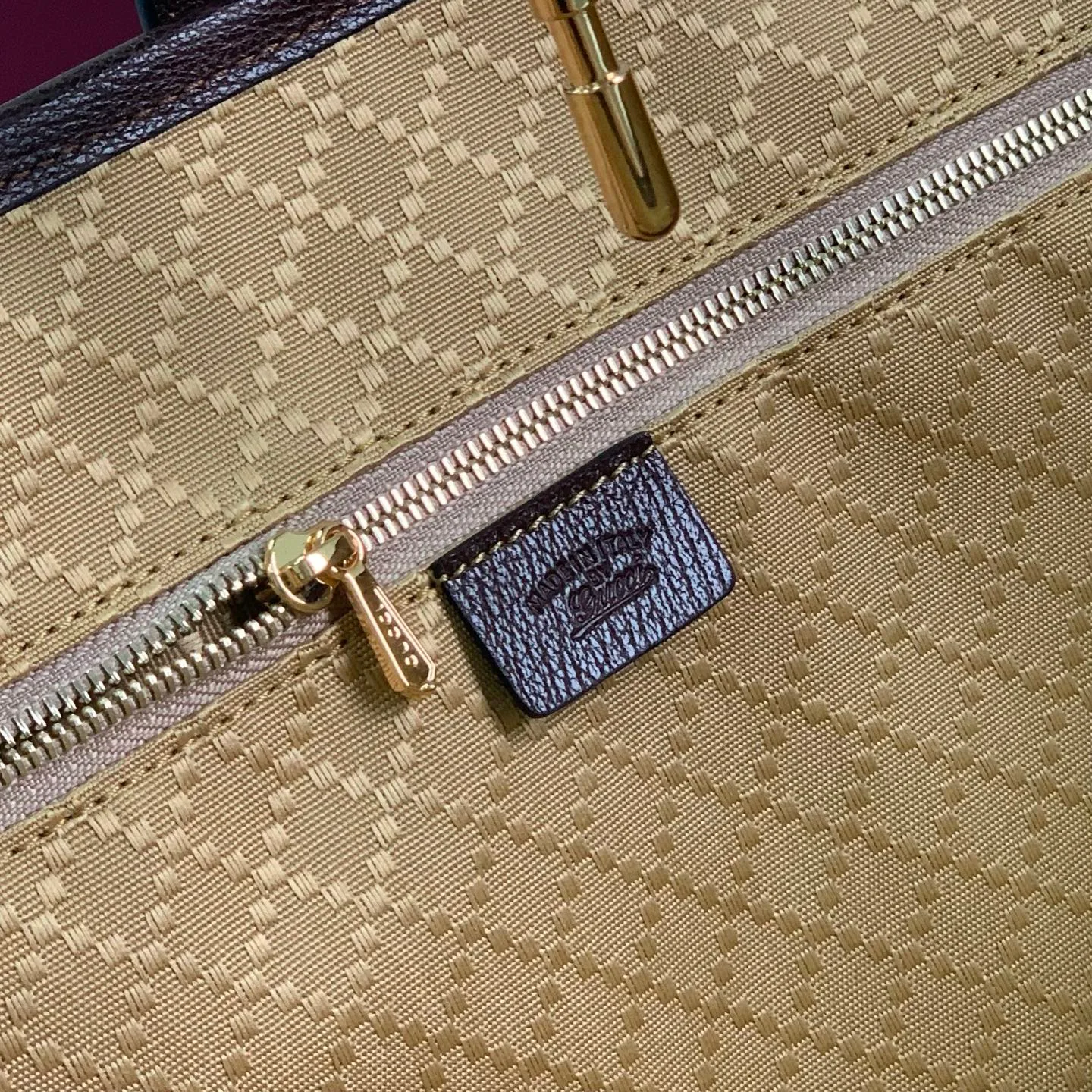 Классические Сумки Женские Gucci 11883273