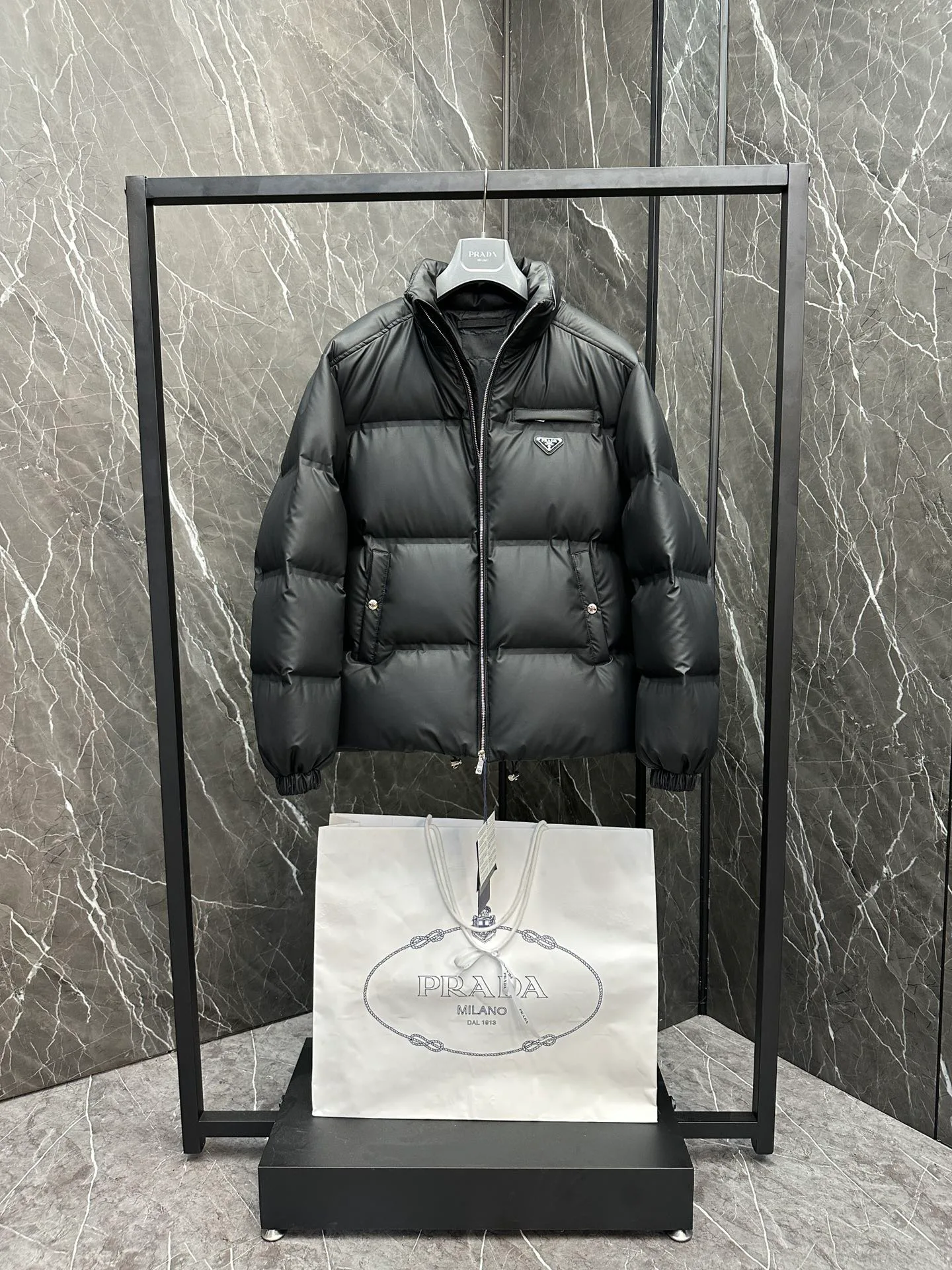 Куртки И Пуховики Мужские Prada 17932035