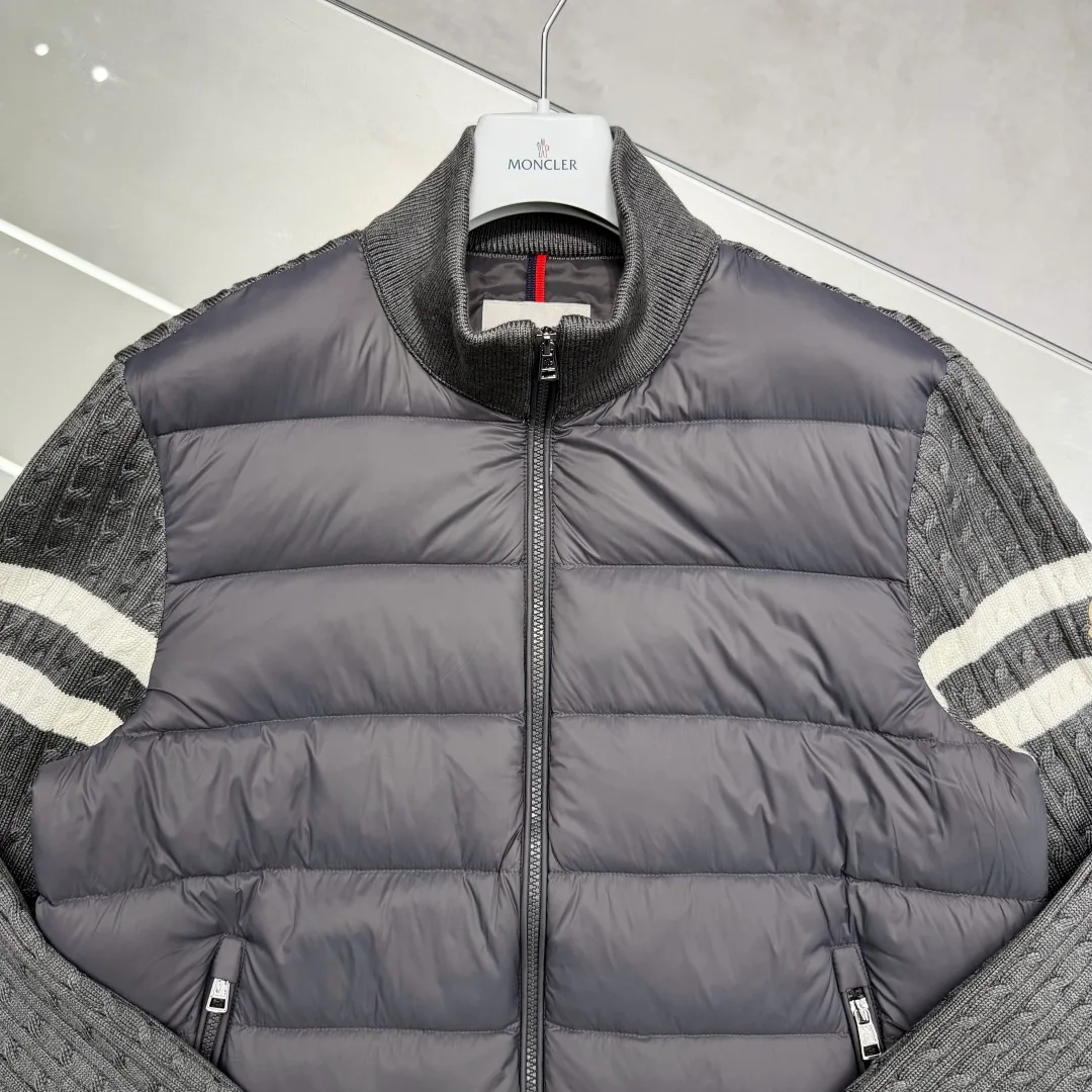 Куртки И Пуховики Мужские Moncler 17418475