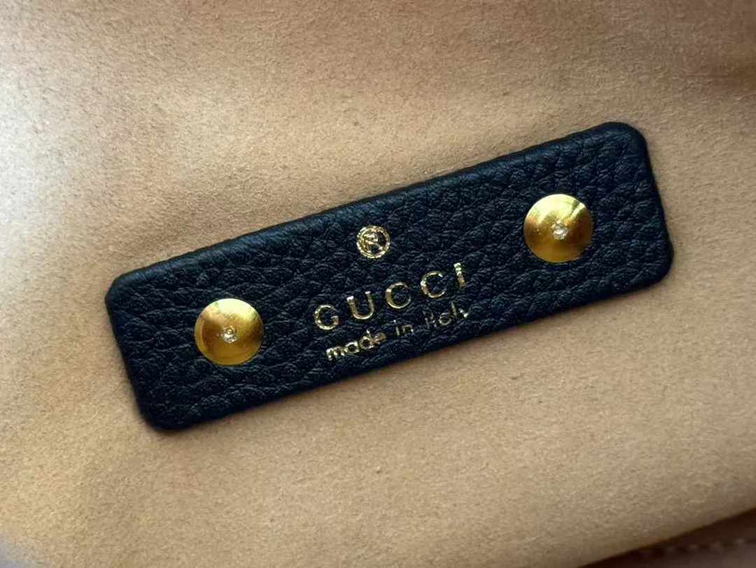 Классические Сумки Женские Gucci 11668978