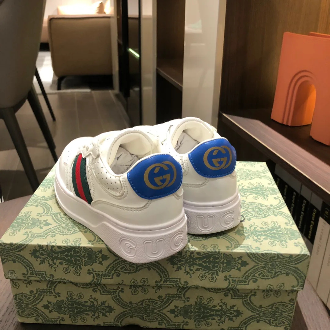 Кроссовки Женские Gucci 18445138