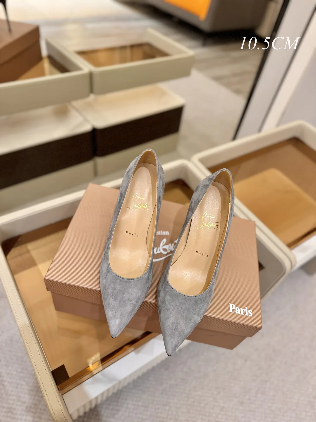 Туфли Женские Christian Louboutin 11079887