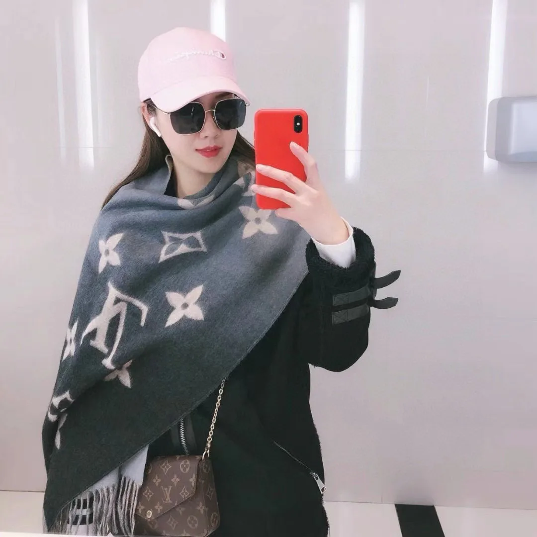 Шарфы Louis Vuitton 1174081