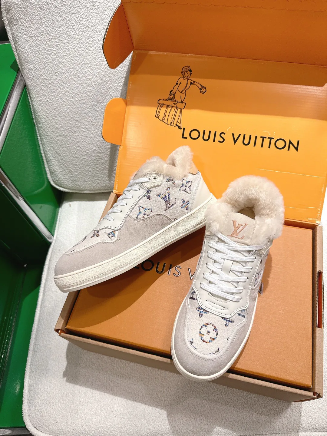Кроссовки Женские Louis Vuitton 292698